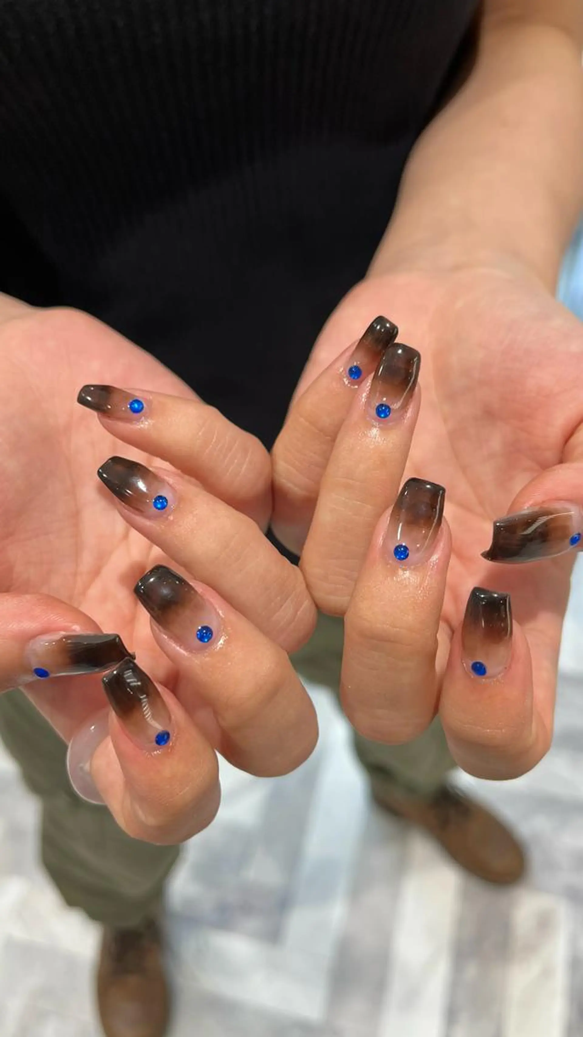 カラー ネイル マツエク・マツパ ブラウンカラー グラデーションカラー カラーマツエク ブラウン ジェルネイル ハンドネイル mai🤍縮毛酸性ス トレート/アイリストのヘアスタイル