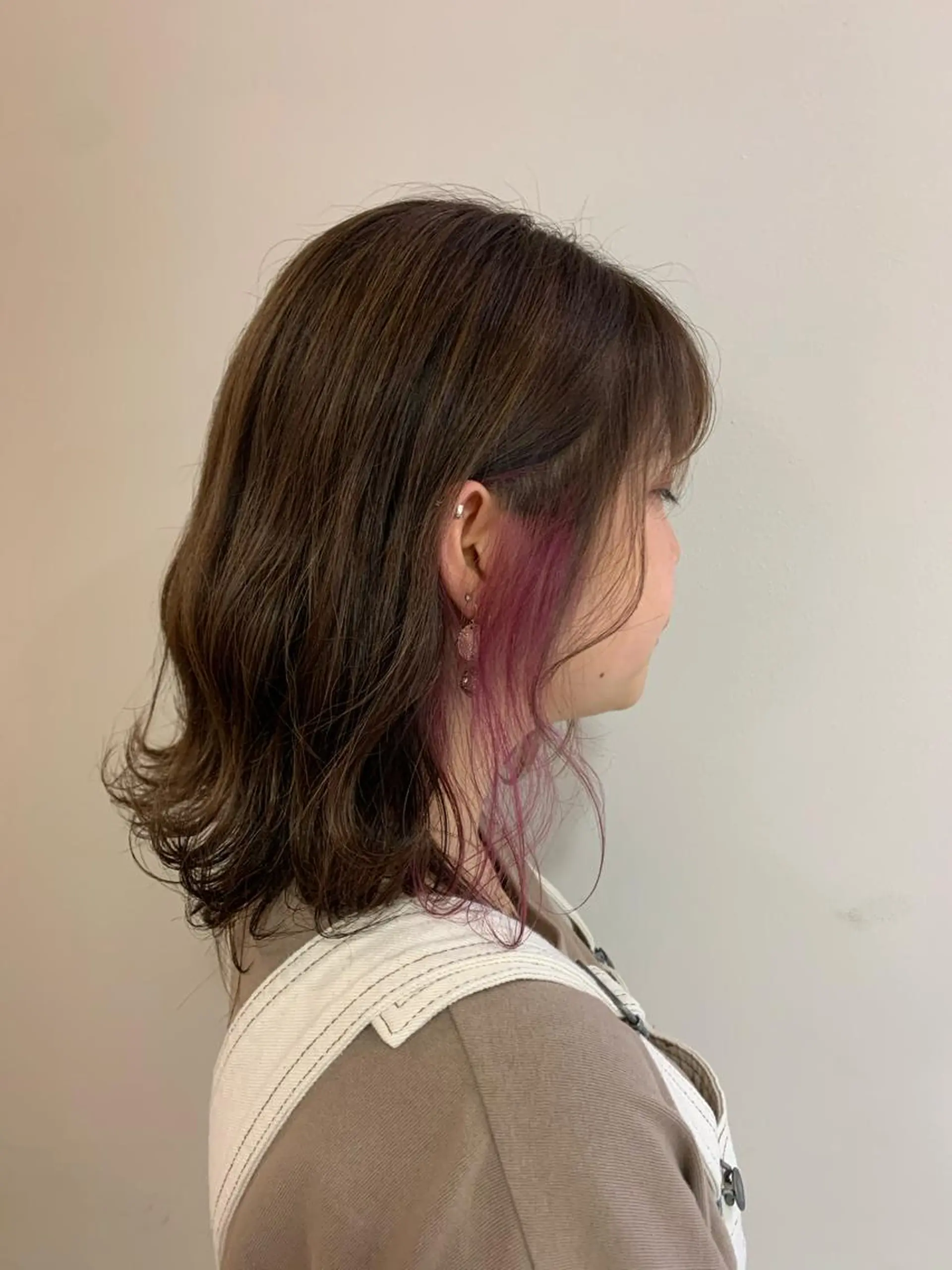 ミディアム カラー ヘアカラー ヘッドスパ 顔まわりカット✄ ベージュカラー🧸のヘアスタイル