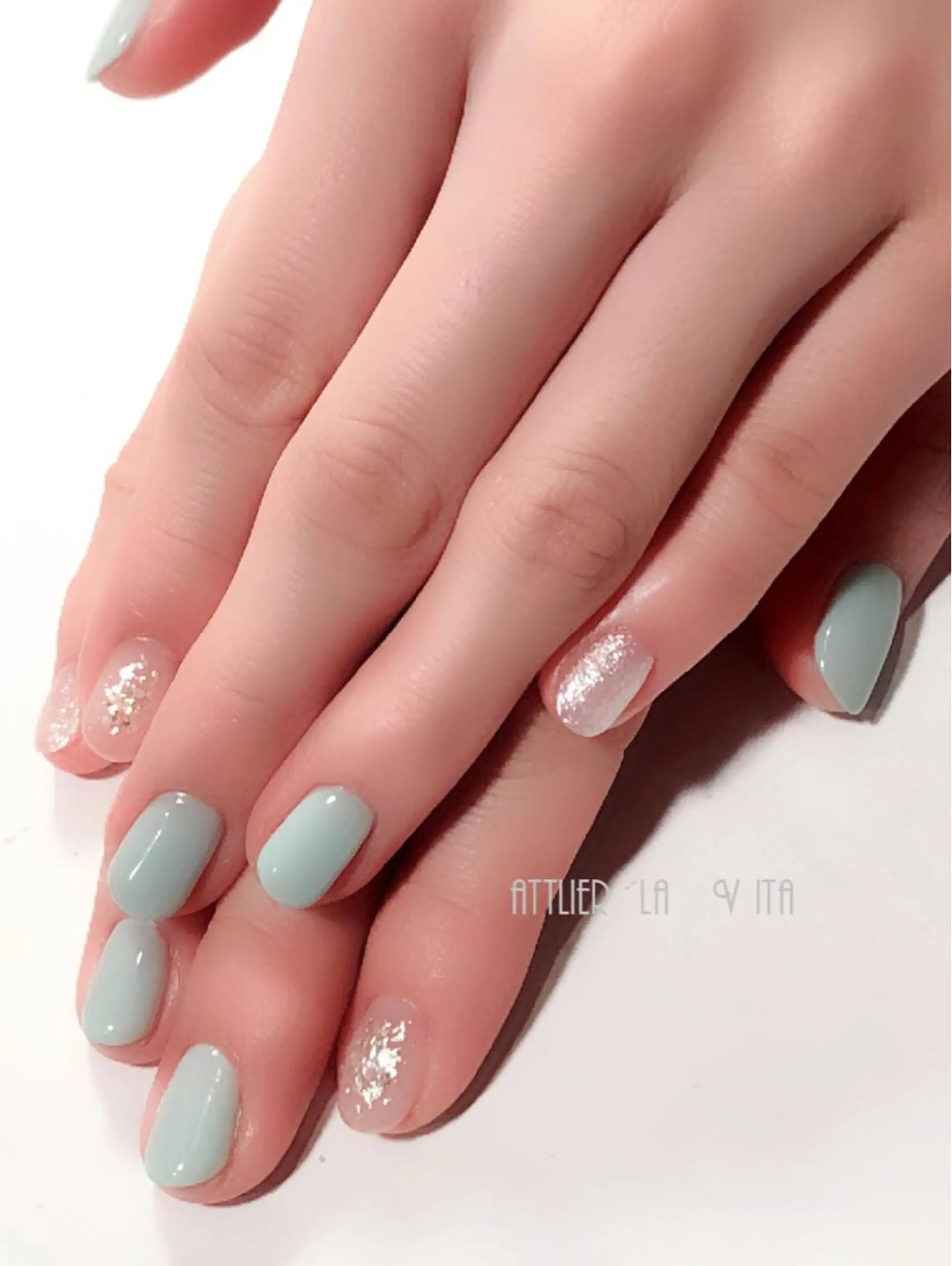 ネイル アートネイル ラメ(グリッター) ワンカラーネイル ハンドネイル atelier la vita所属・lavita. mimuraのネイルデザイン