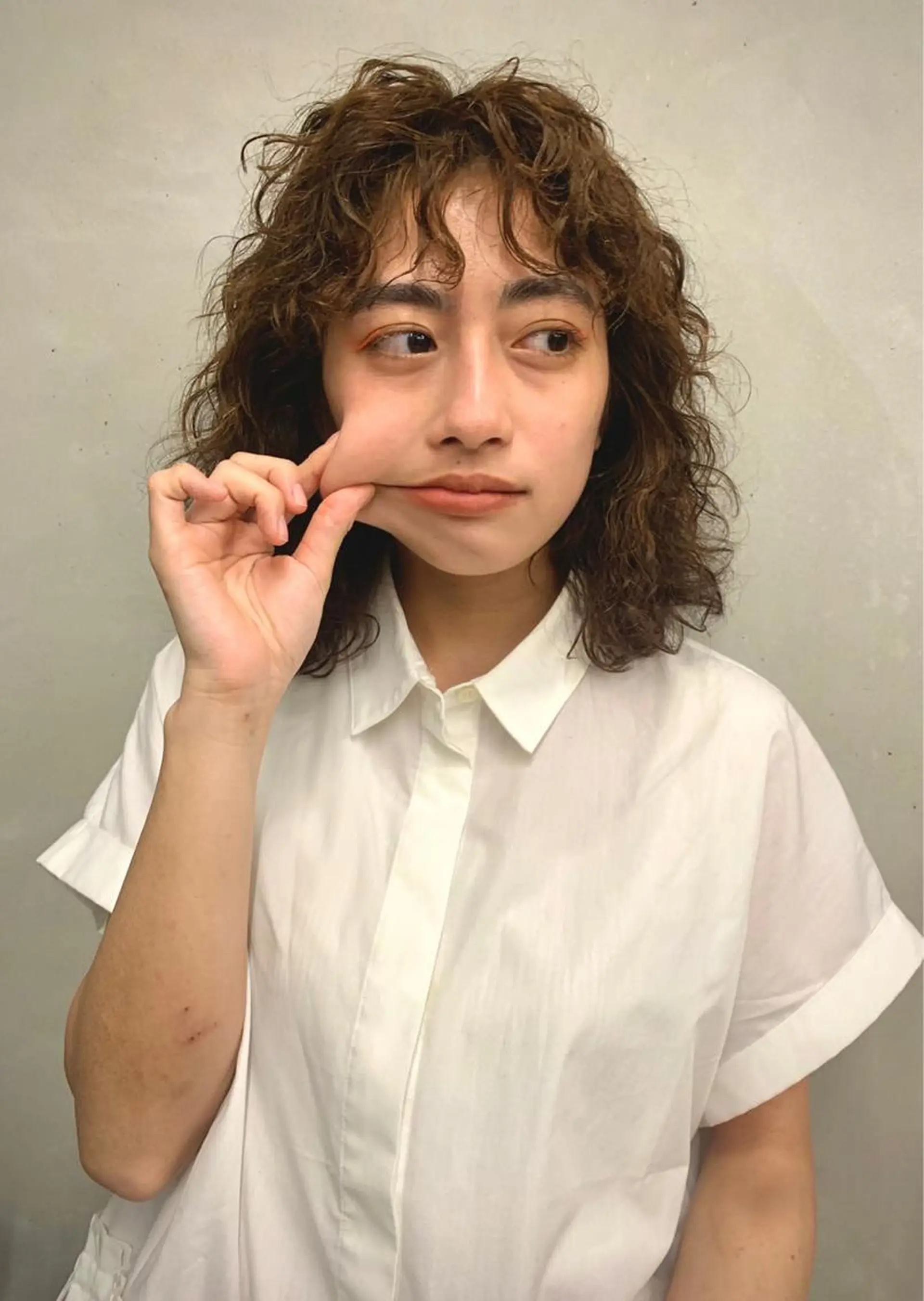 ミディアム パーマ 似合わせカットカラー 👩MINAのヘアスタイル