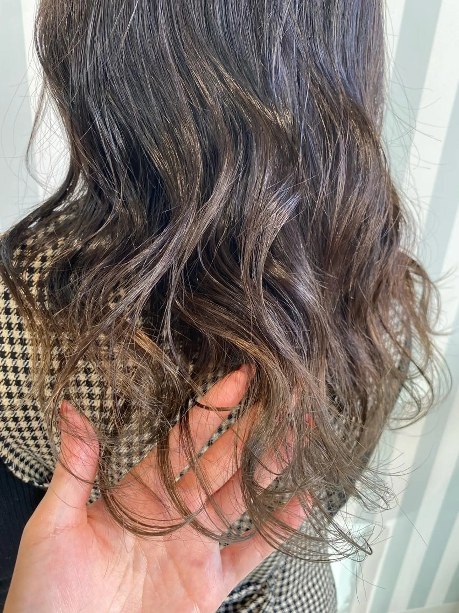 ロング カラー グラデーションカラー グレージュ ベージュ/インナー カラー🤍Rieのヘアスタイル