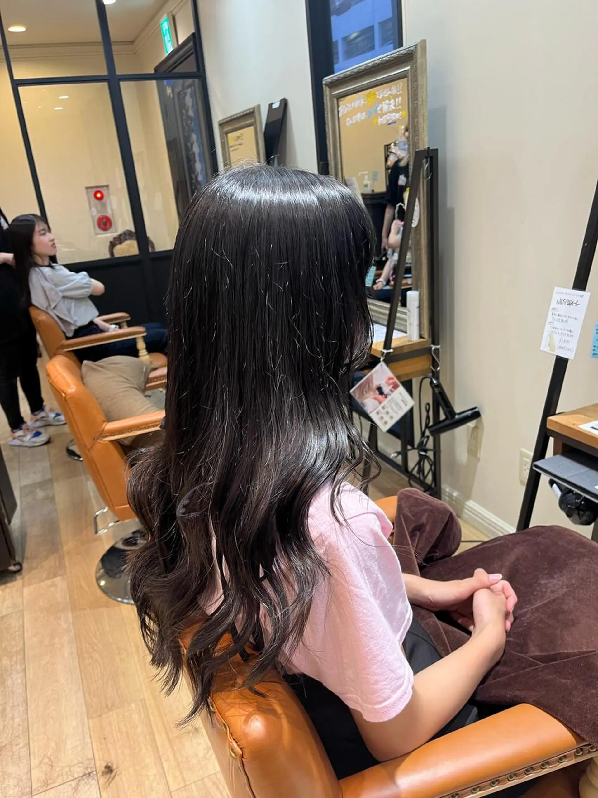 ロング 顔まわりレイヤー 顔周りカット レイヤーカット KOKORO 中村 朱里のヘアスタイル