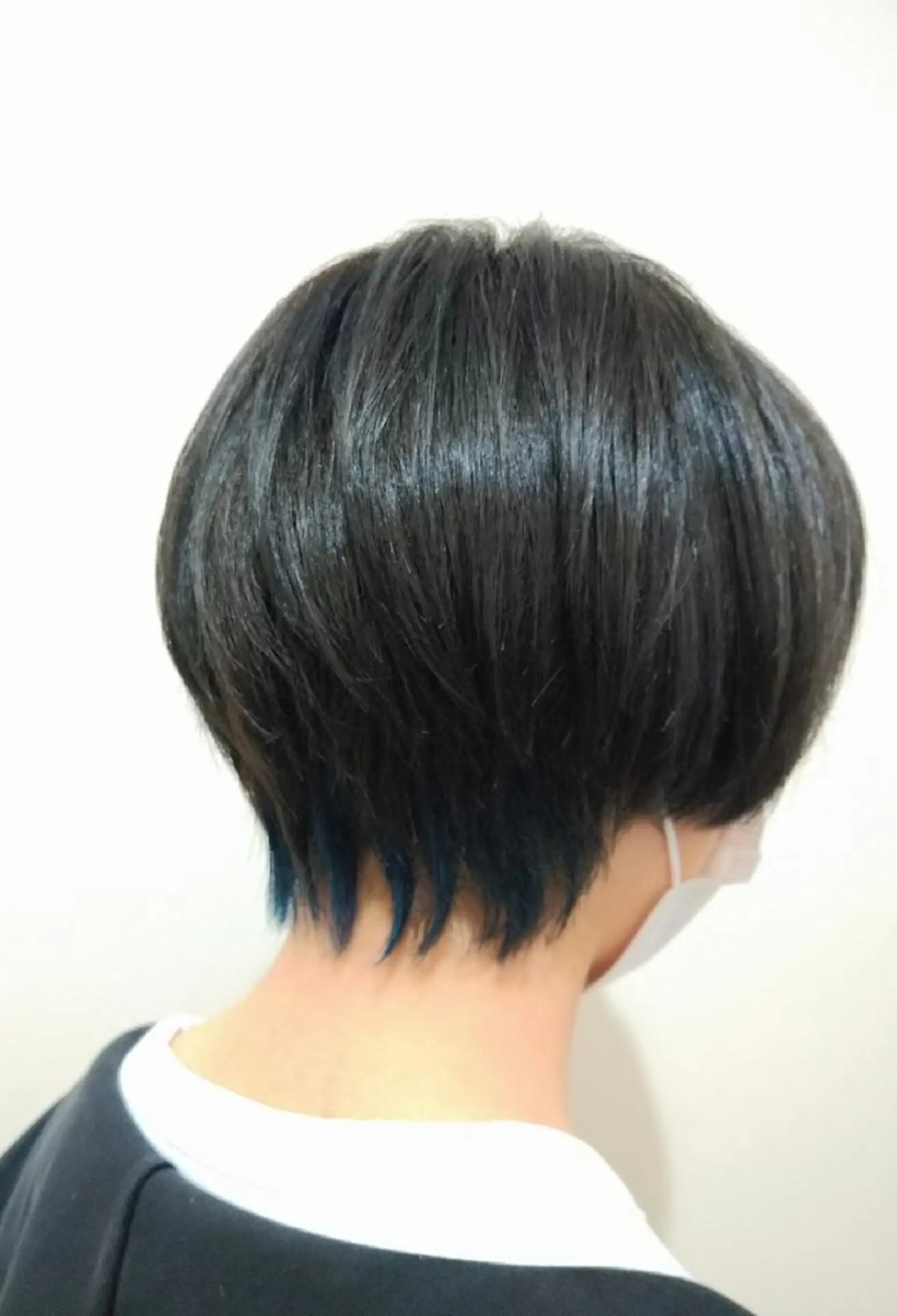 ショート ウルフカット 狩野 歩のヘアスタイル