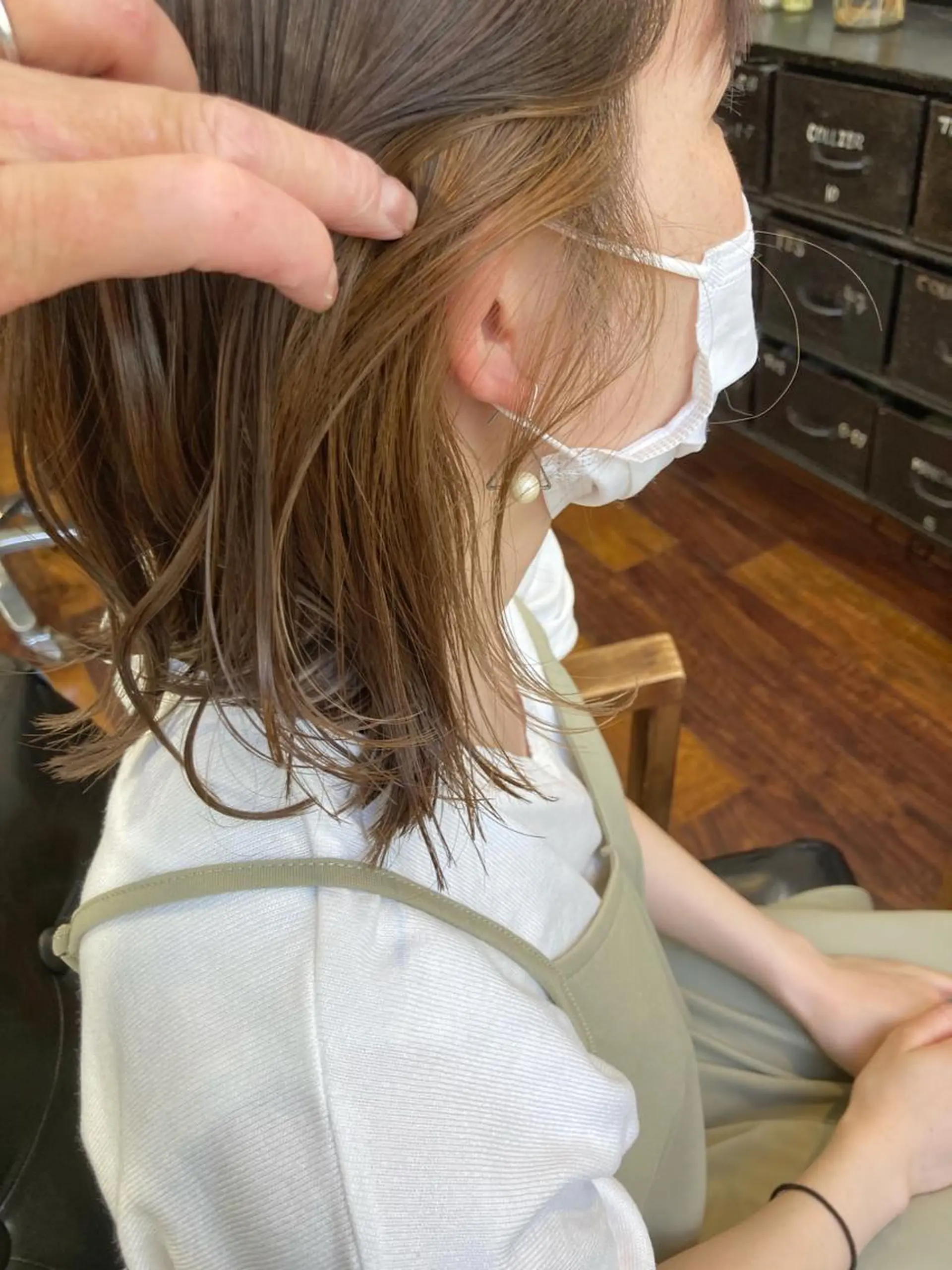 ミディアム カラー ベージュカラー ミルクティーベージュ セピアベージュ 小木曽智美 /ボブ/ショートのヘアスタイル