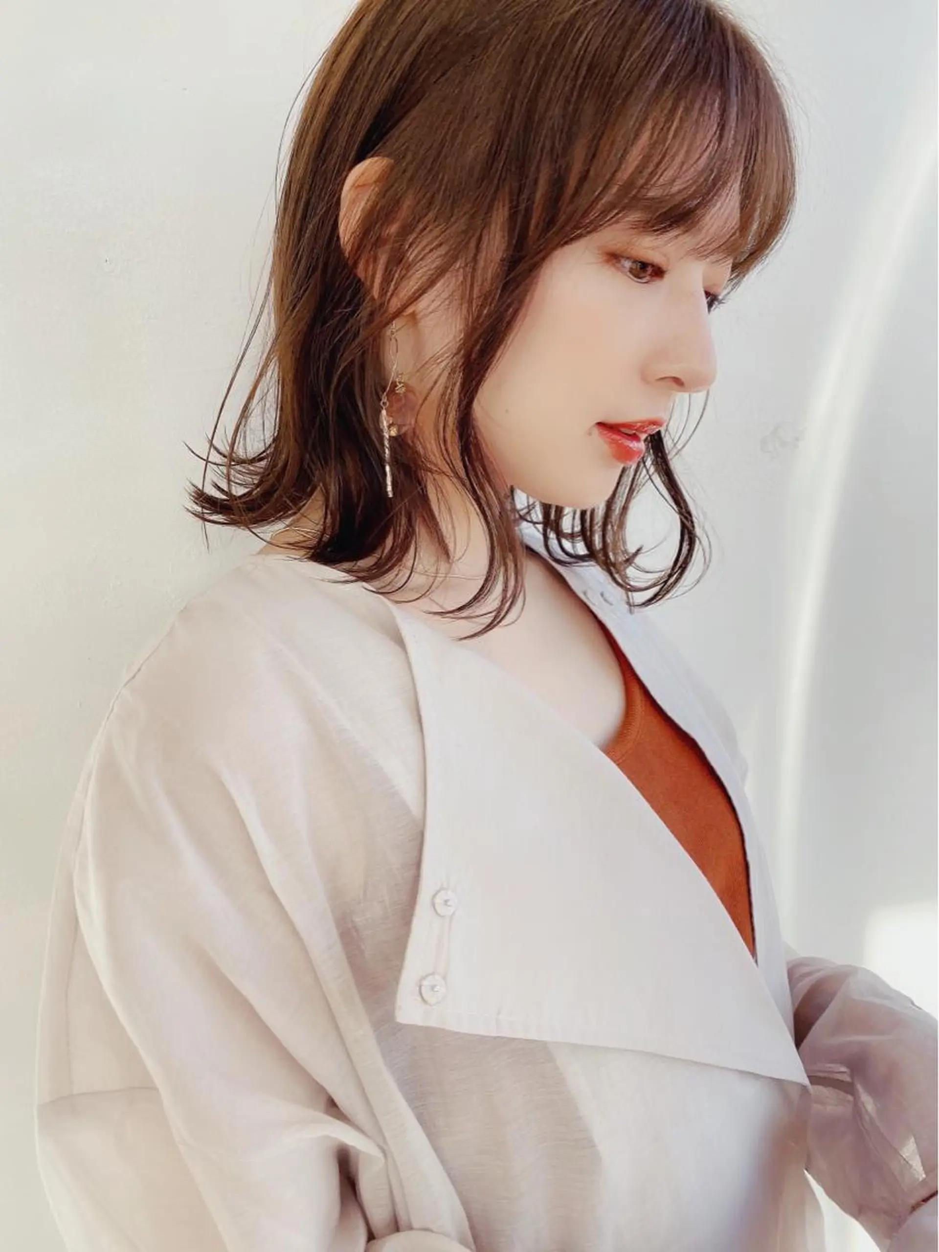 ミディアム くびれヘア くびれレイヤー レイヤーカット 鎌倉 彩のヘアスタイル