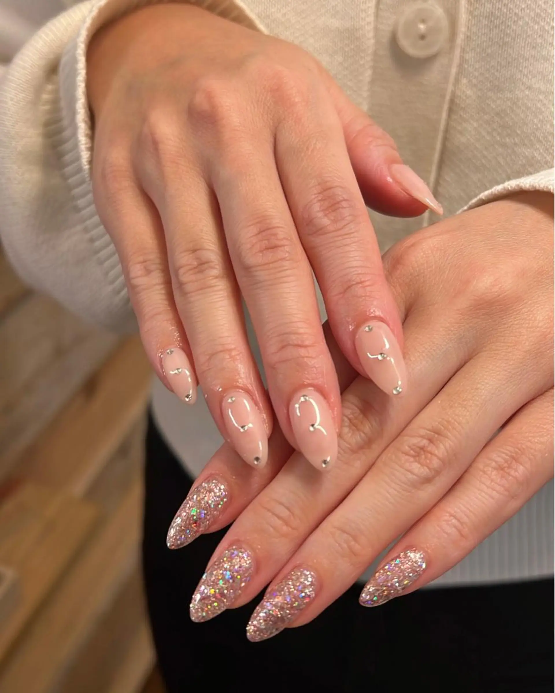 ネイル ハンドネイル フットネイル ハンドケア Nes.Nail所属・Miyagi Asamiのネイルデザイン