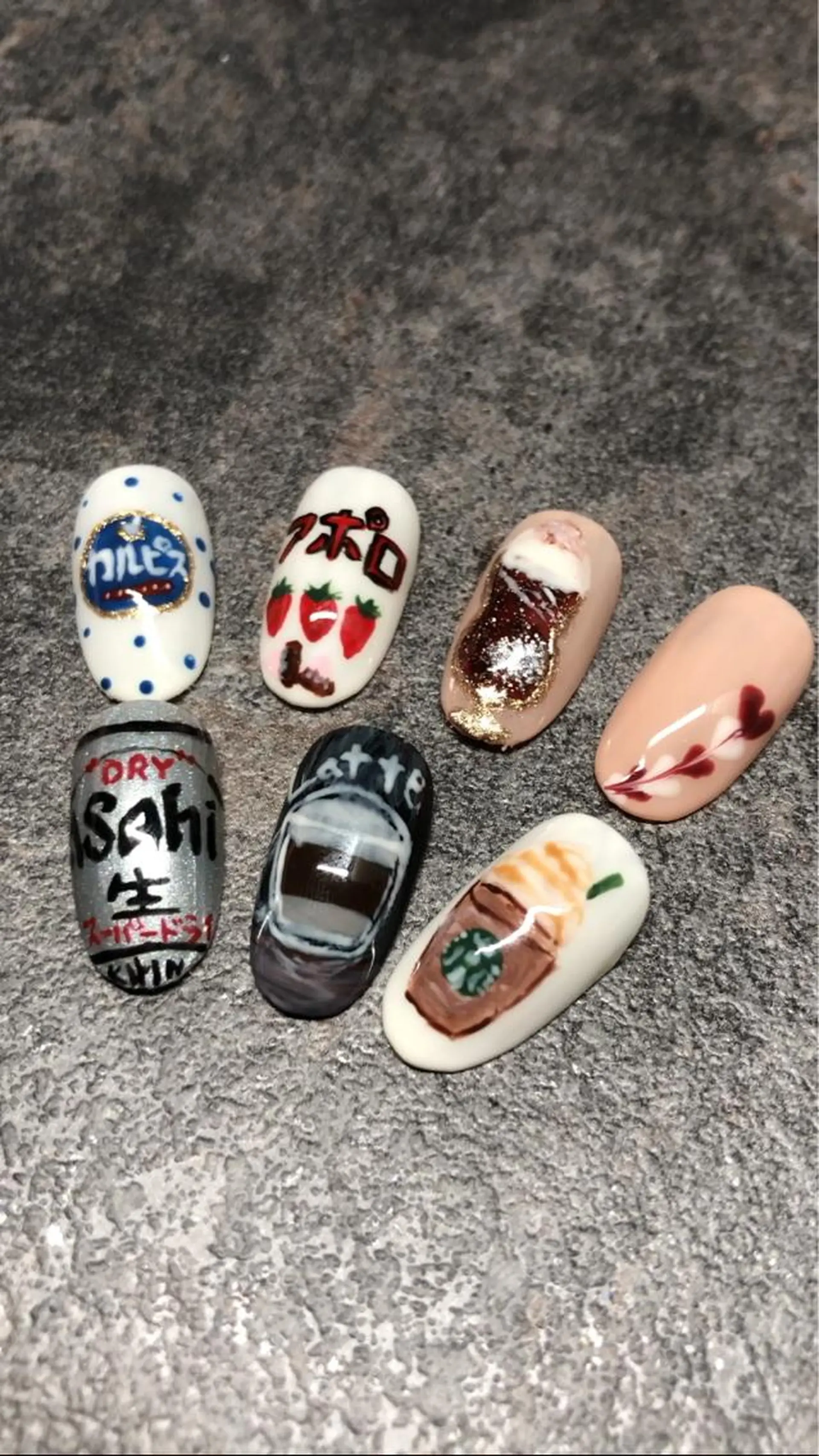 ネイル 宮本 百合子のネイルデザイン