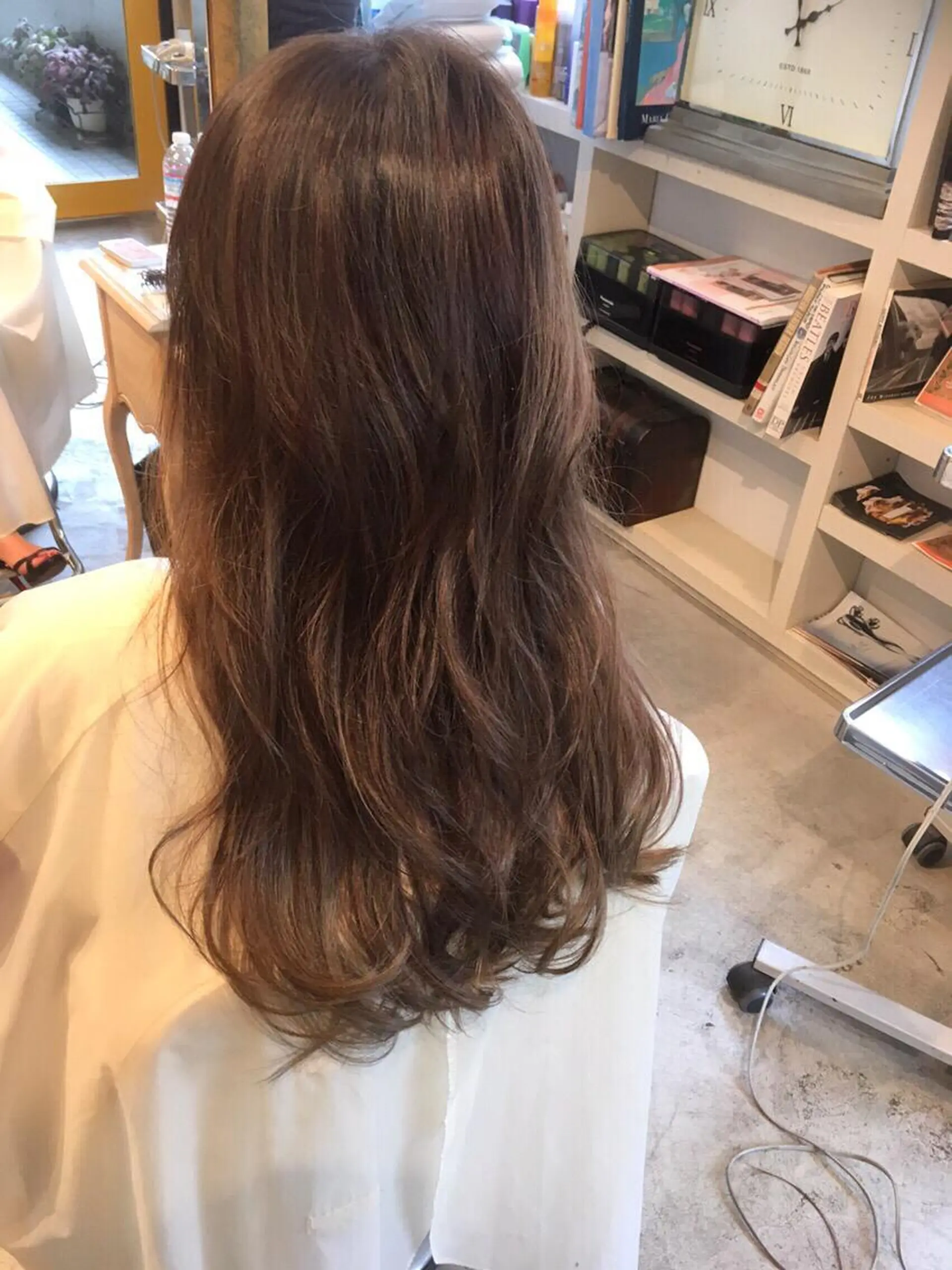 ロング カラー 透明感カラー ハイライトカラー イルミナカラー ハイライト ロング Lumderica(ラムデリカ)所属・横浜/元町/石川町 ラムデリカYUKAのヘアスタイル