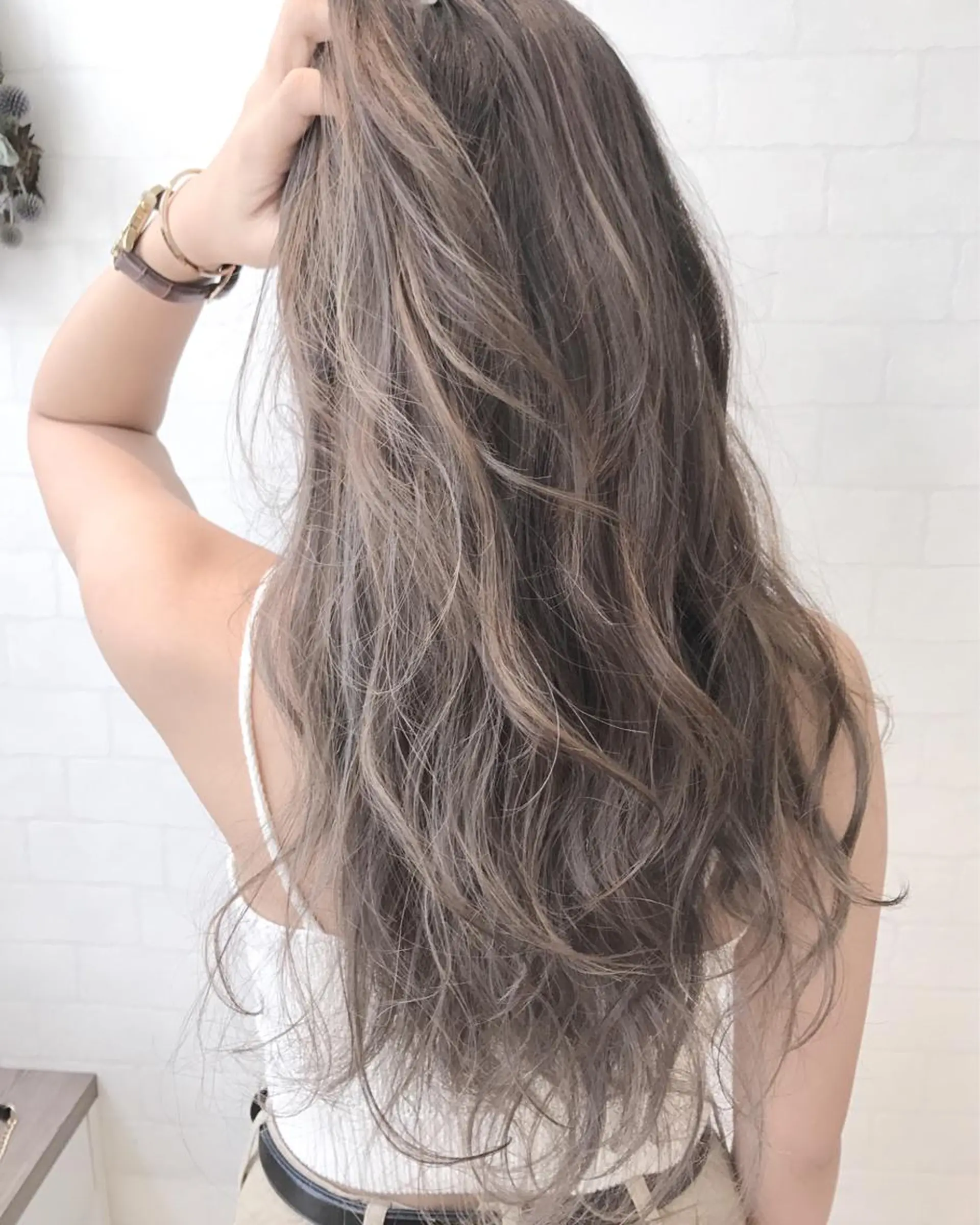 セミロング ヘアカラー トリートメント WATARU🔥／ 外国人風ハイライトのヘアスタイル