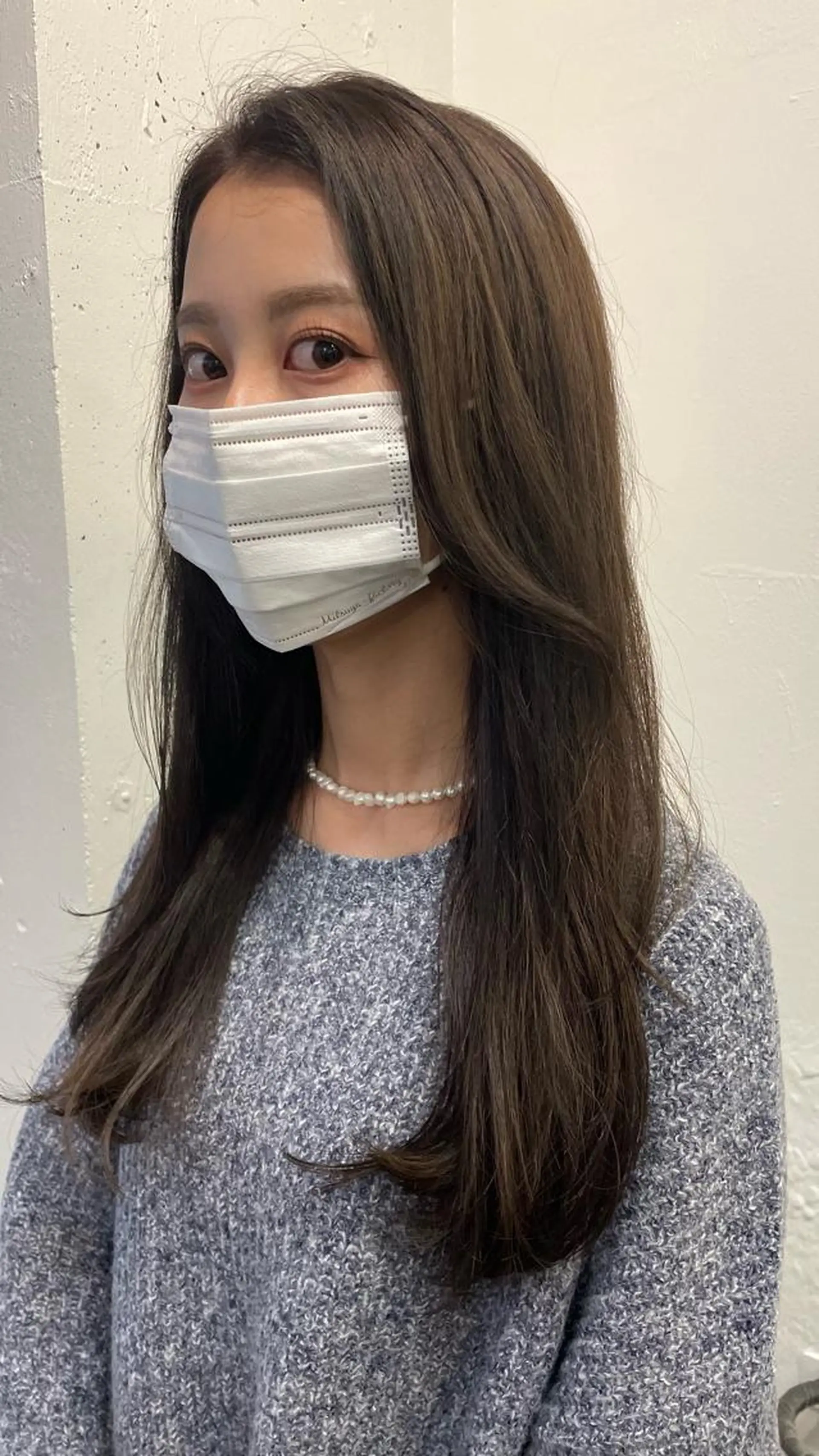 ロング オリーブカラー 長谷川のヘアスタイル