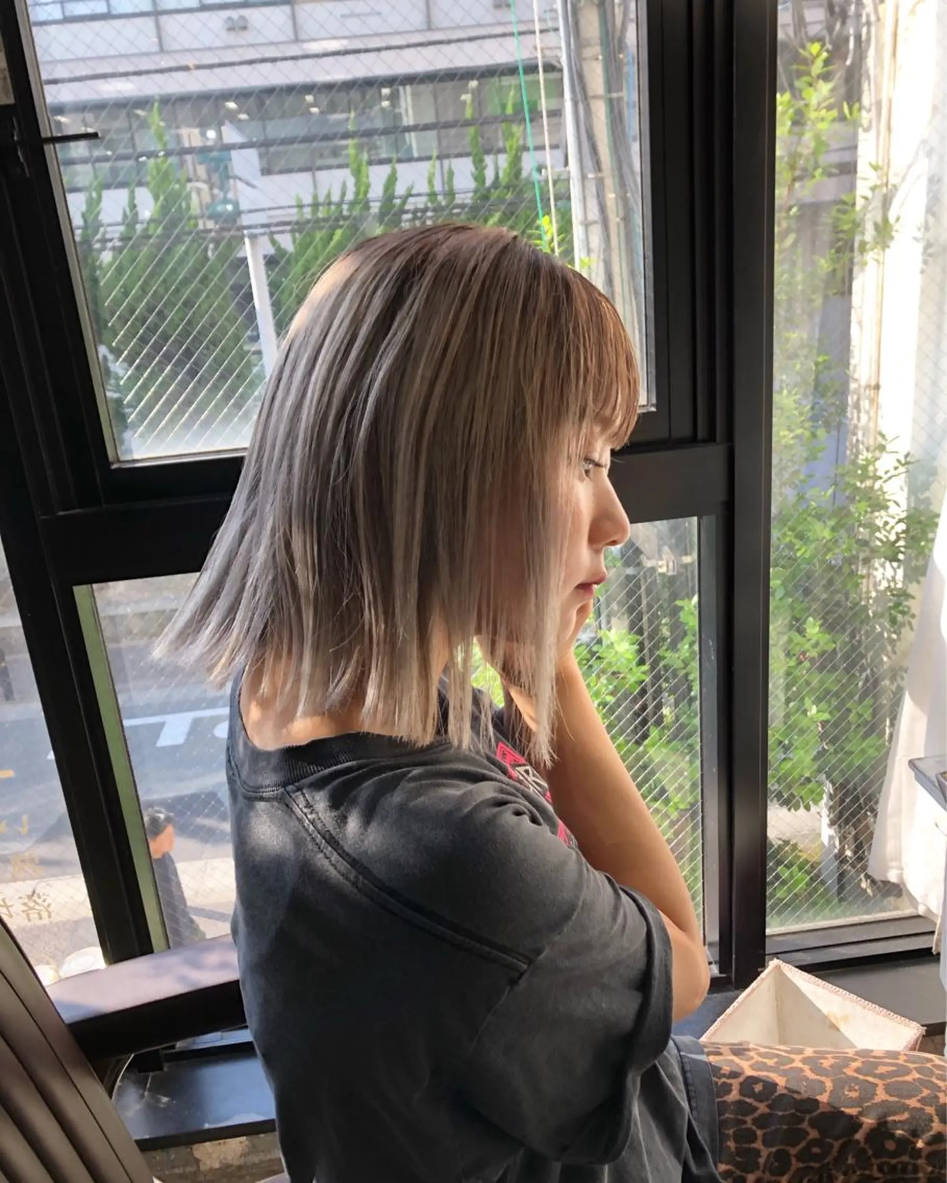 ミディアム カラー アッシュ ブリーチ ケアブリーチ グラデーションカラー ラベンダーカラー Pia hair Design Yakuin所属・Pia ツボイ ケイタのヘアスタイル