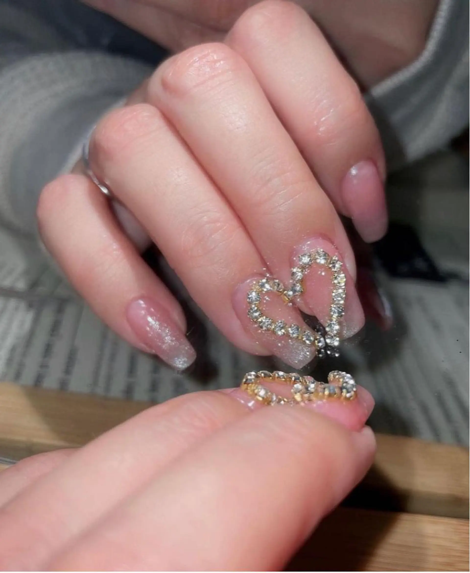 ネイル ハート Me d'eau所属・Me d'eau Rinaのネイルデザイン