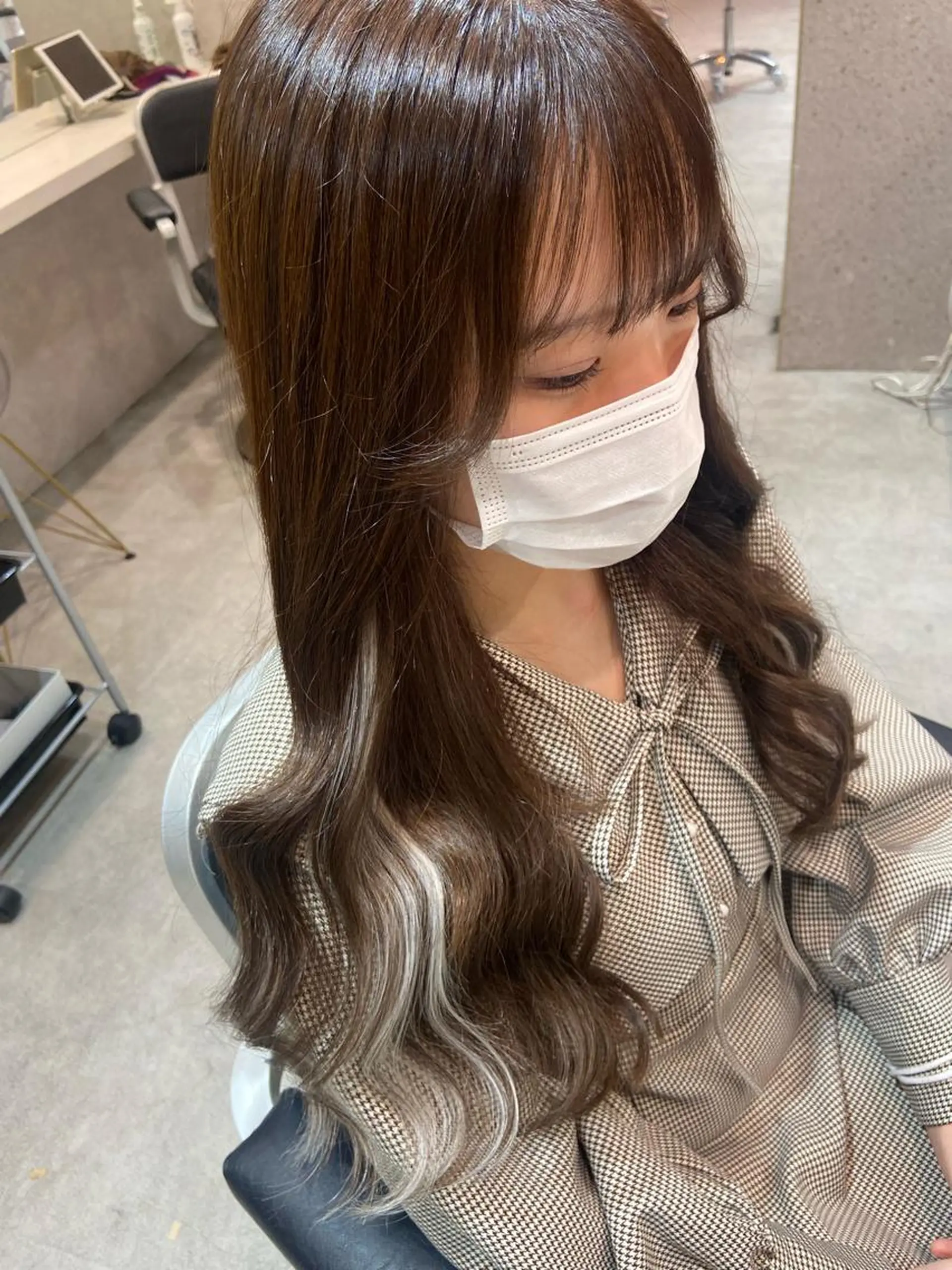 ロング シールエクステ くびれヘア エクステ 顔周りカット 韓国風ヘア カット ヘアカラー トリートメント 新宿/韓国ヘア 中明度カラー/かやのヘアスタイル