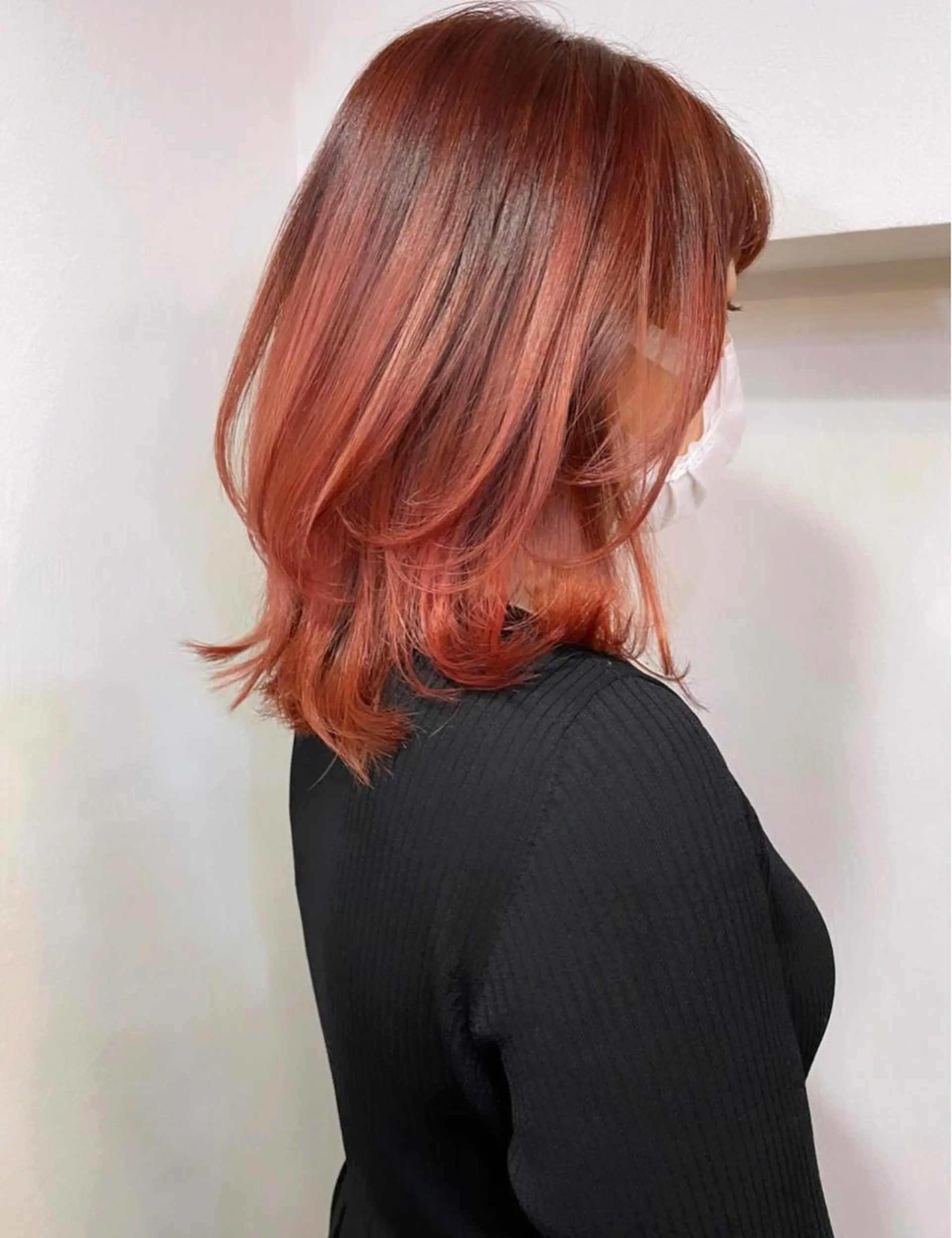 ミディアム カラー ハイレイヤー/顔周り /レイヤーカットのヘアスタイル