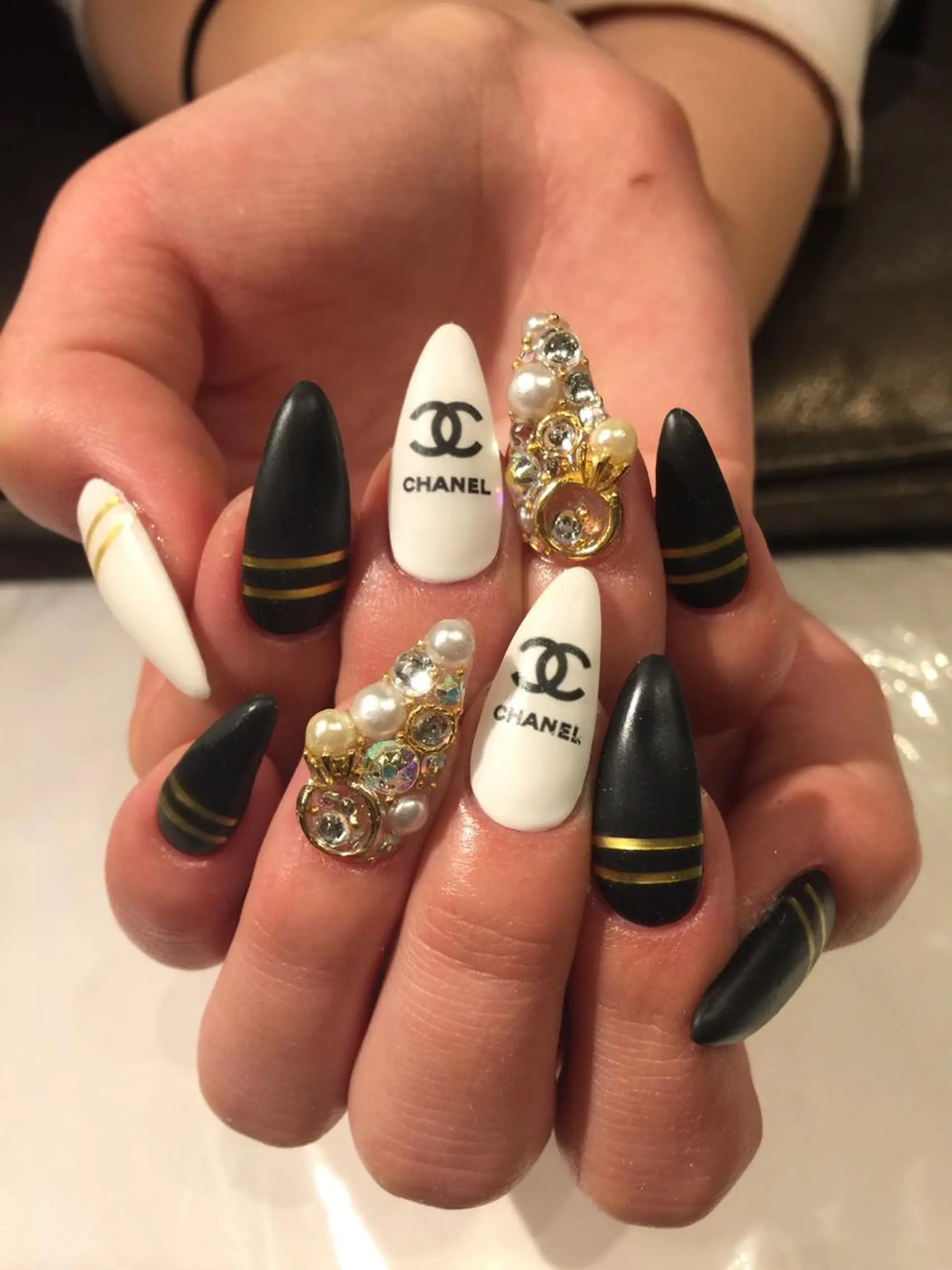 ネイル chatblanc ♡のネイルデザイン