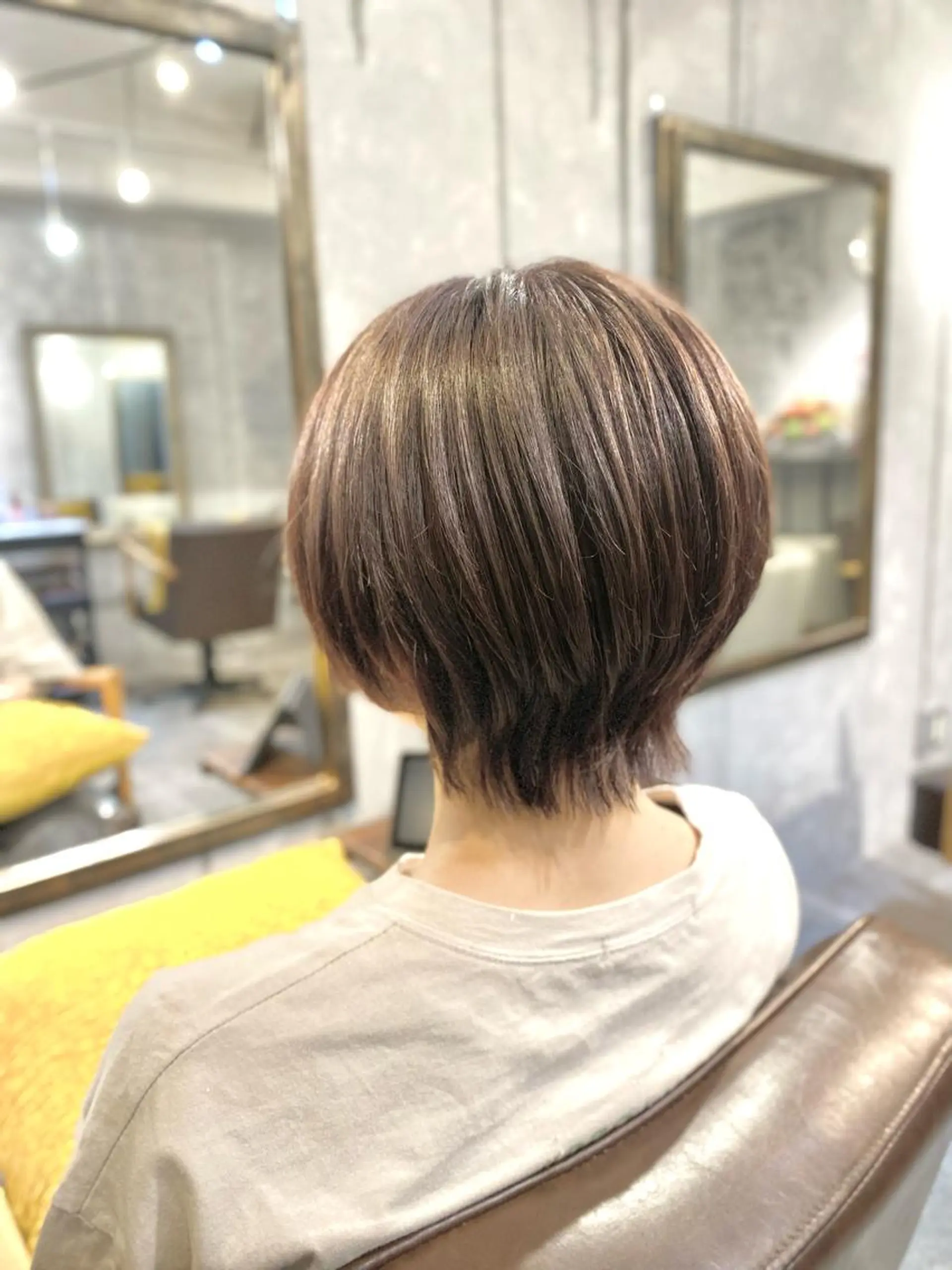 ショート カラー ベージュカラー バイオレットカラー マンツーマン/透明感 foi hairのヘアスタイル