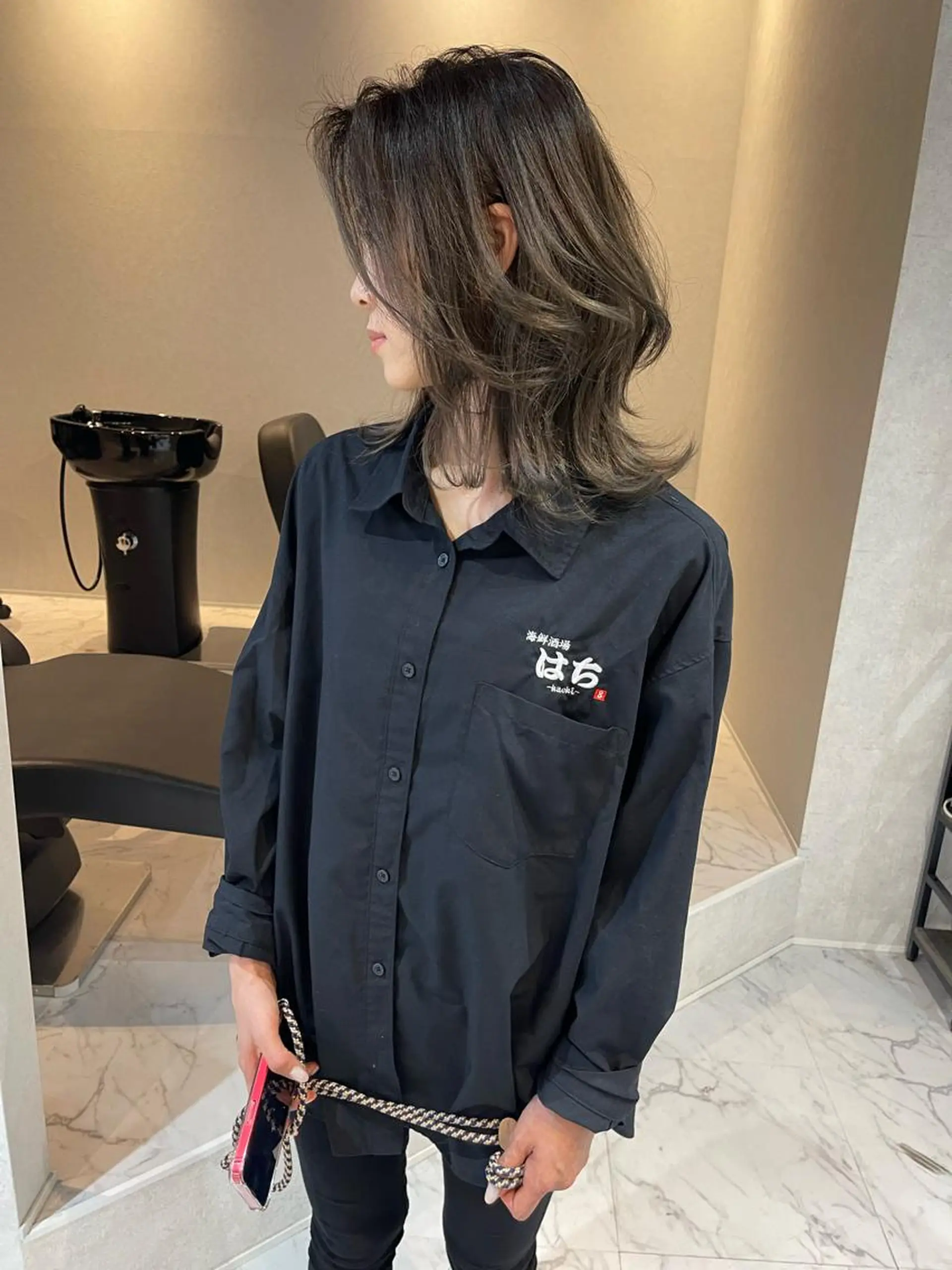 ミディアム カラー ヘアアレンジ バレイヤージュ デザインカラー ハイライトカラー 外国人風カラー ハイライト カット ヘアカラー トリートメント アンドウ ユウ/ レイヤーカット/韓国のヘアスタイル