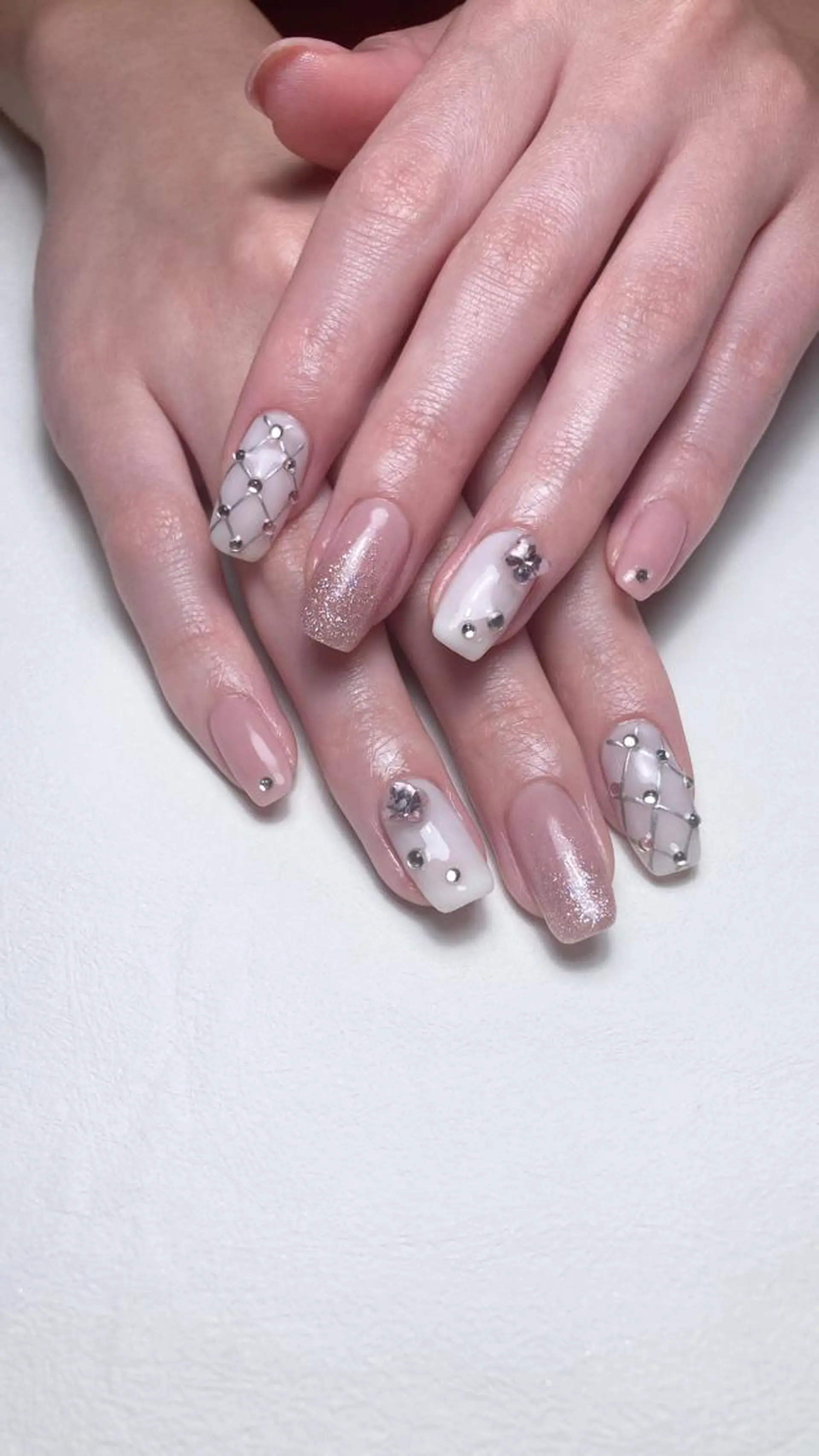 ネイル ewt miniのマツエク・マツパデザイン