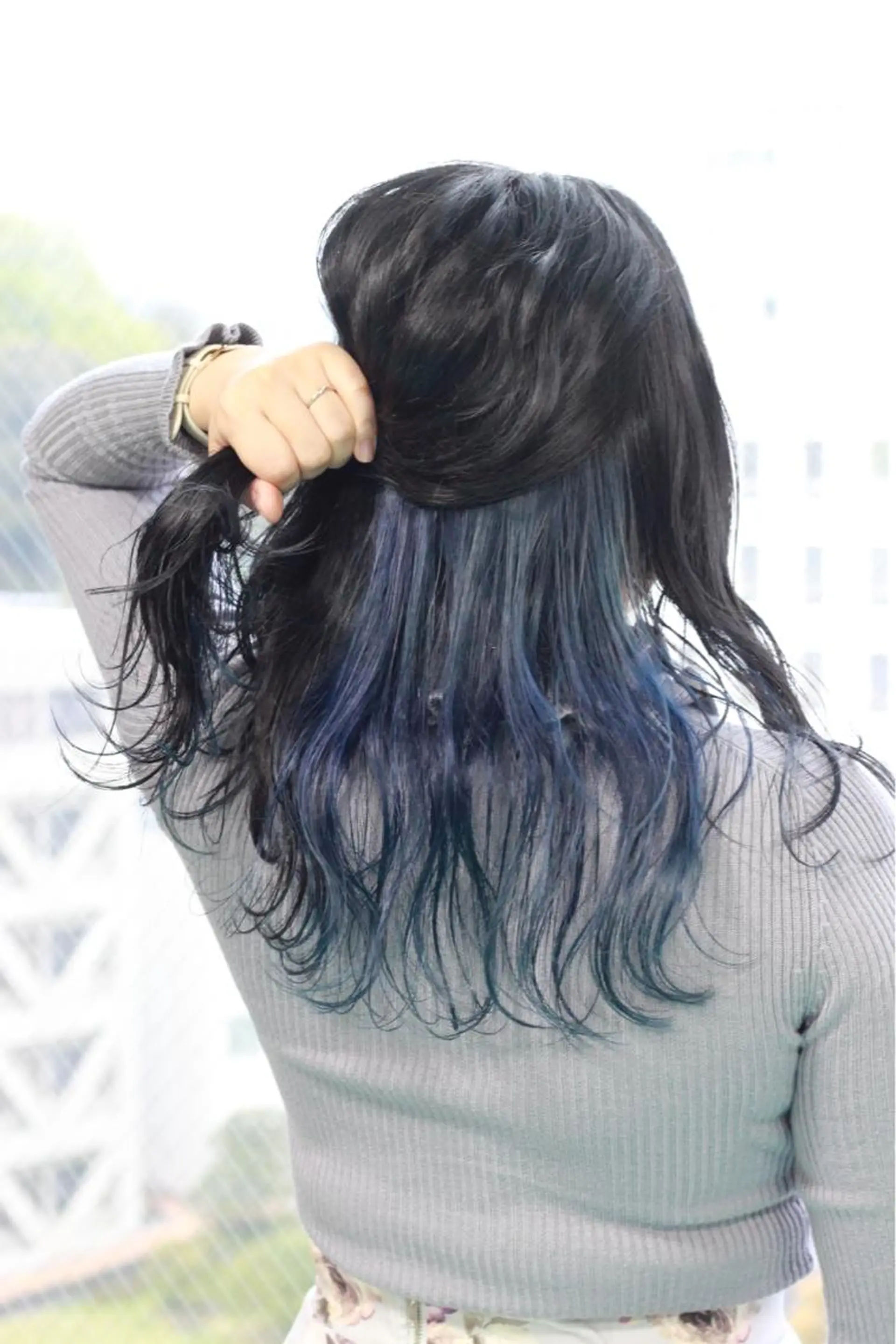 セミロング カラー ブルーカラー インナーカラー Viage （ビアージュ）のヘアスタイル