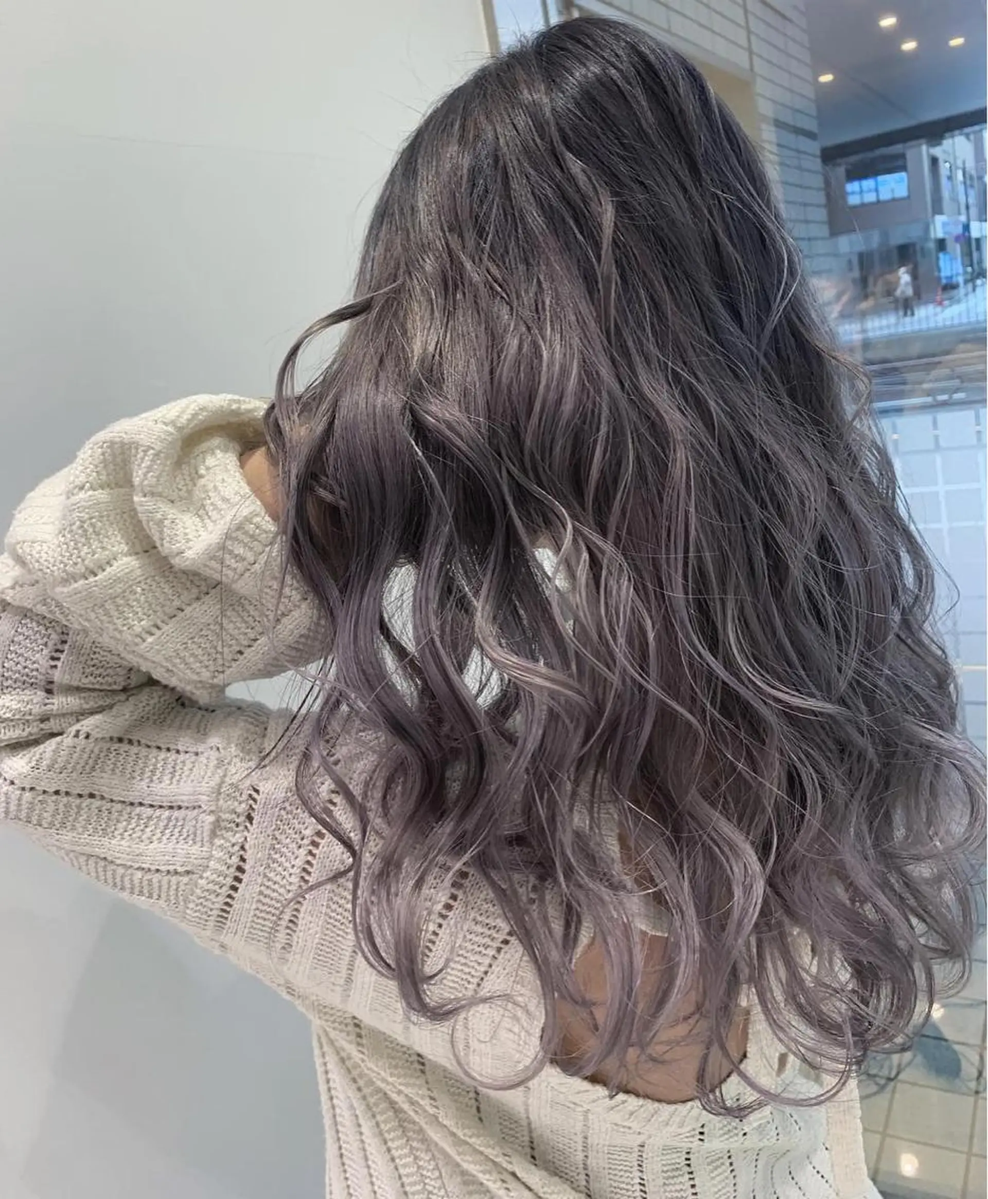 セミロング カラー バレイヤージュ レイヤーカット カット ヘアカラー N° jillva ♦️川端裕司♦️のヘアスタイル