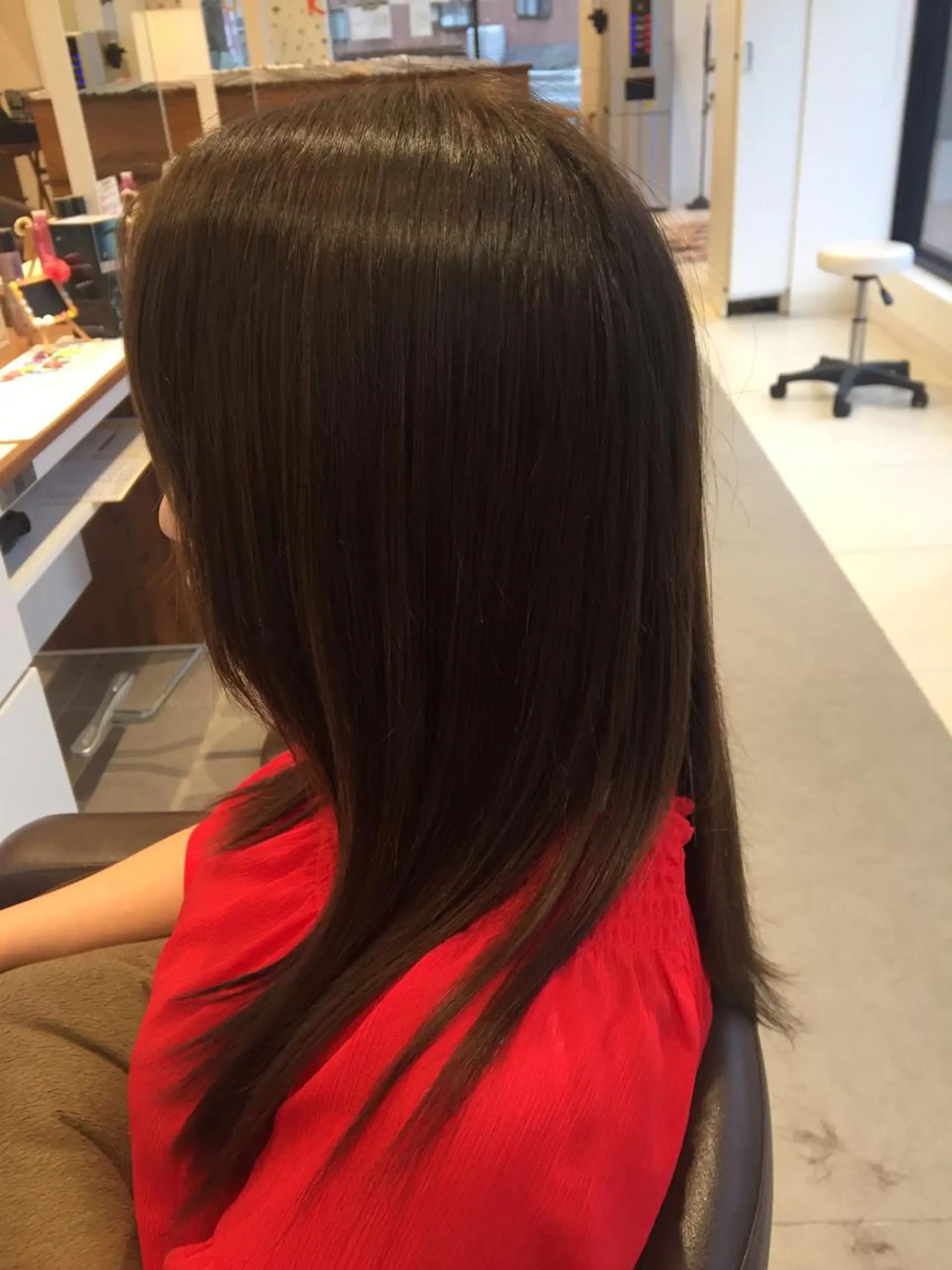 セミロング カラー オーガニックカラー 髙尾 綺女のマツエク・マツパデザイン