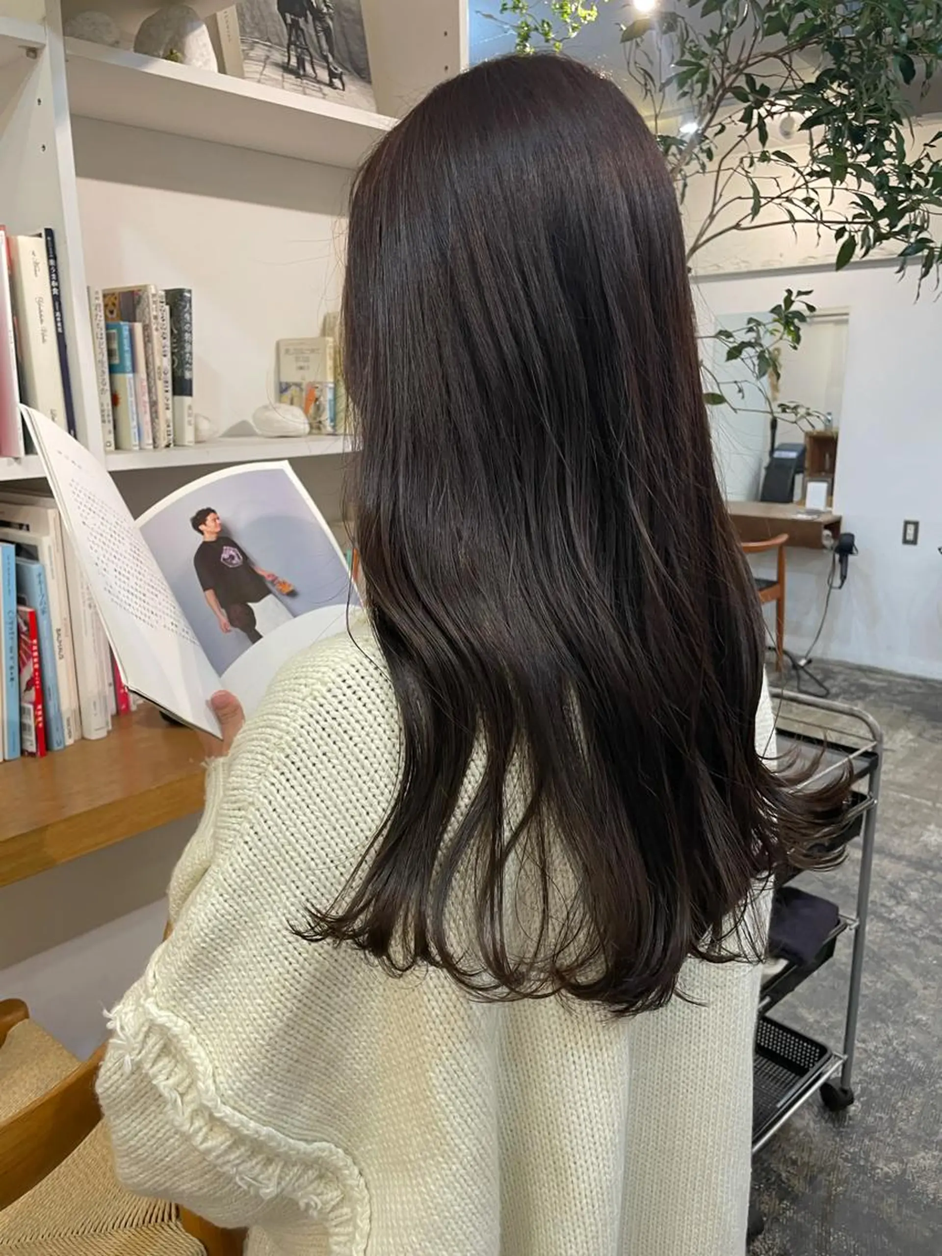 ロング 韓国風ヘア ヘアカラー トリートメント 【arc】Ruri コテ巻き風パーマのヘアスタイル