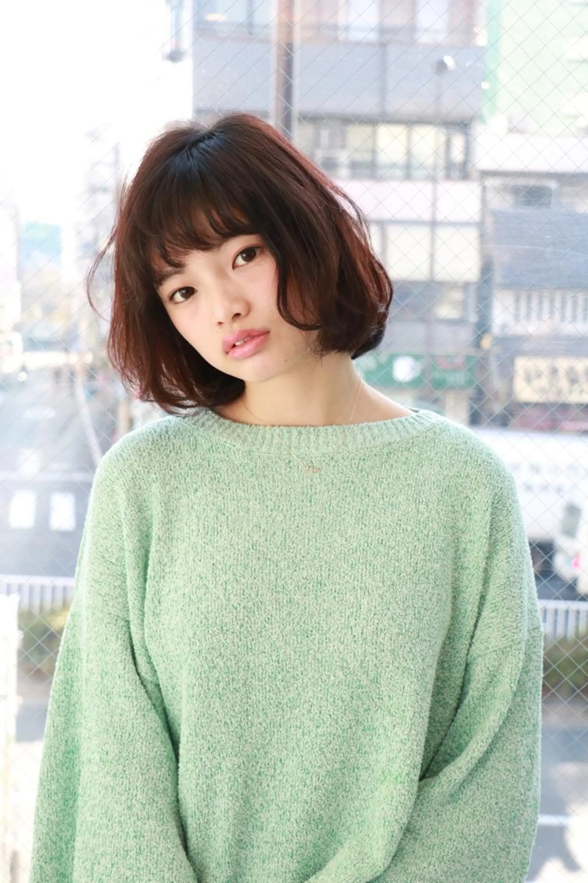 ミディアム 小林 永佳のヘアスタイル