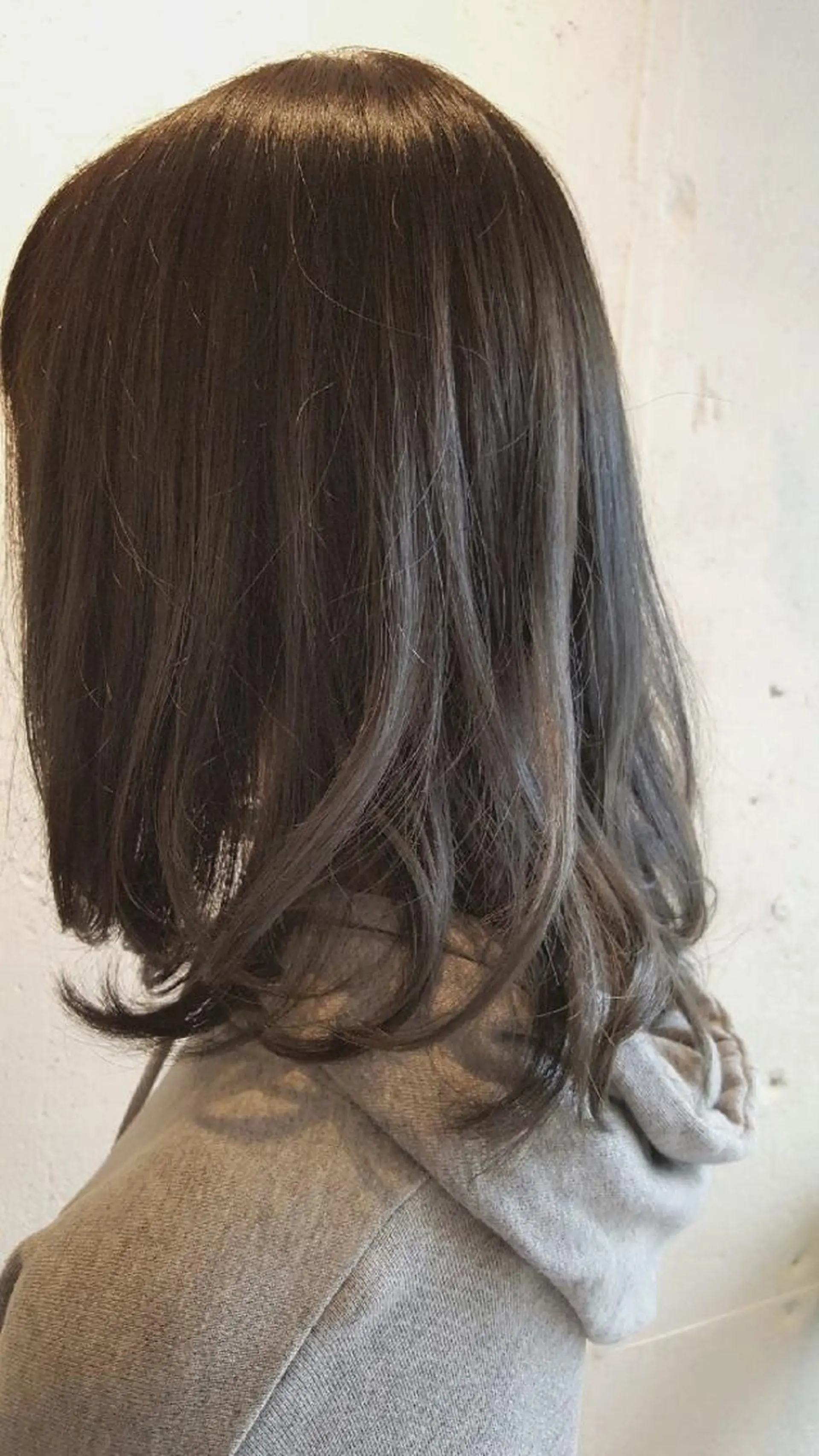 ミディアム あらき ちさとのヘアスタイル