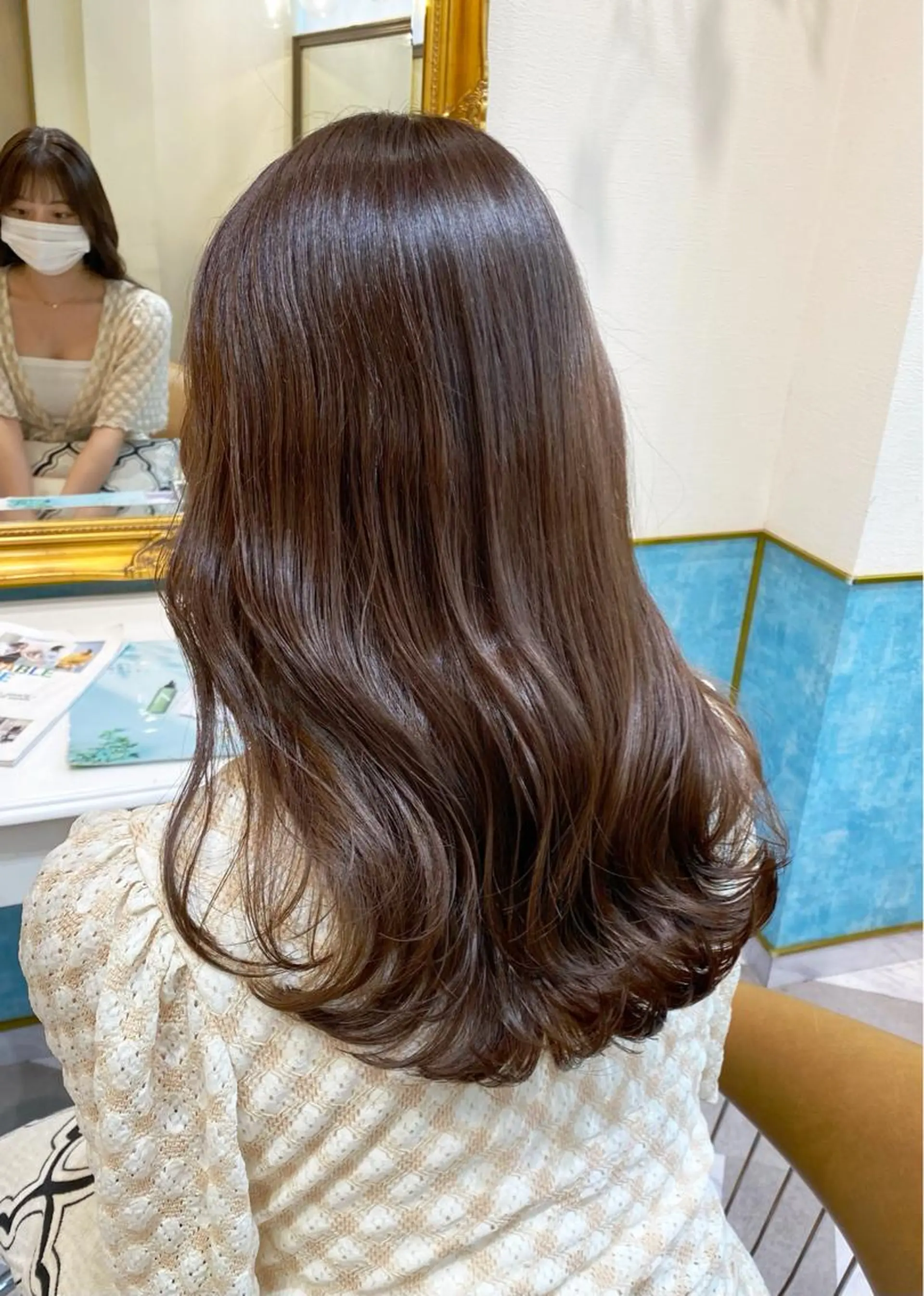 ミディアム カット ヘアカラー トリートメント レイヤーカット /透明感カラー西田のヘアスタイル