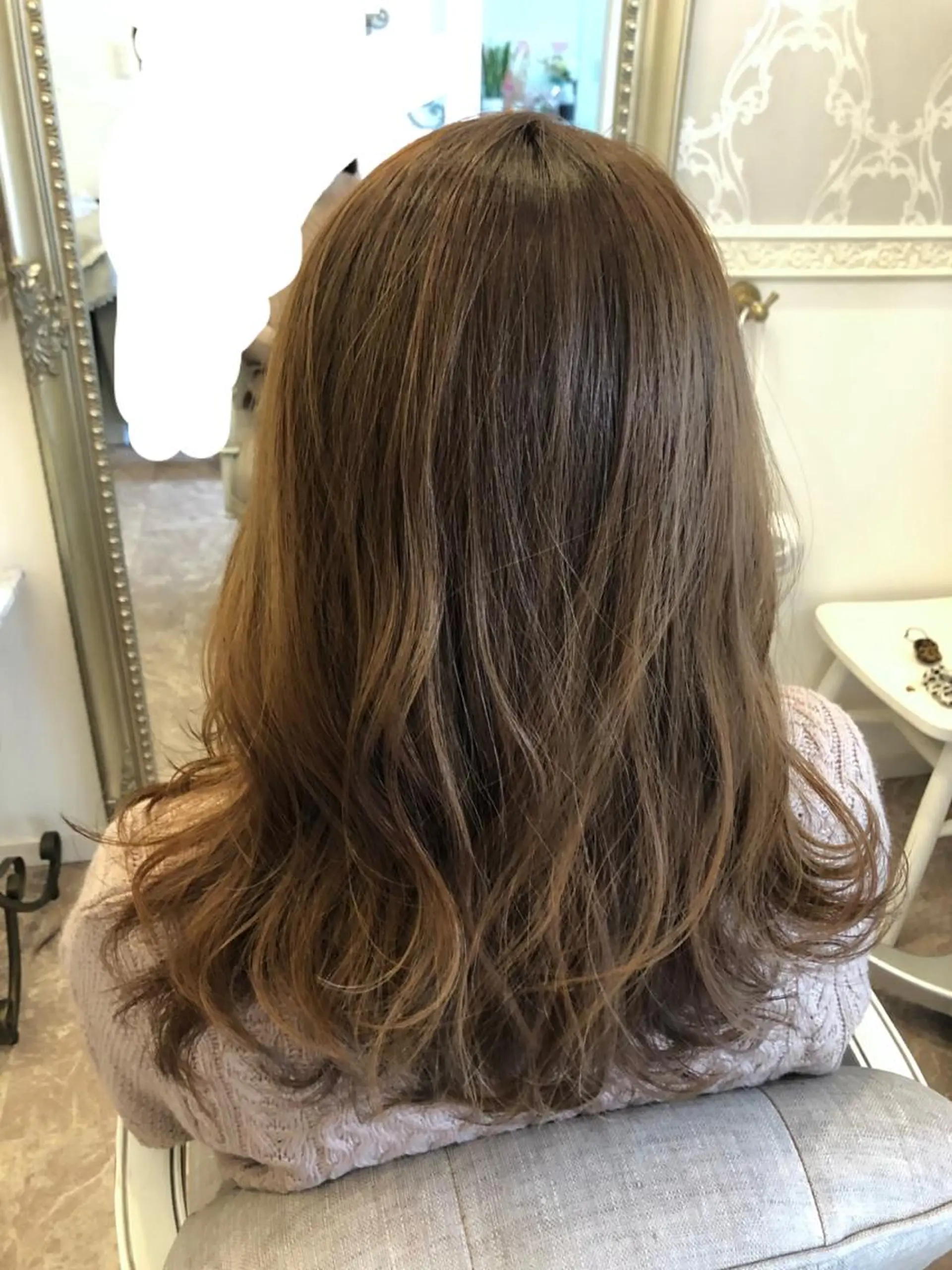 セミロング アッシュ La.fleur ラ.フルールのヘアスタイル