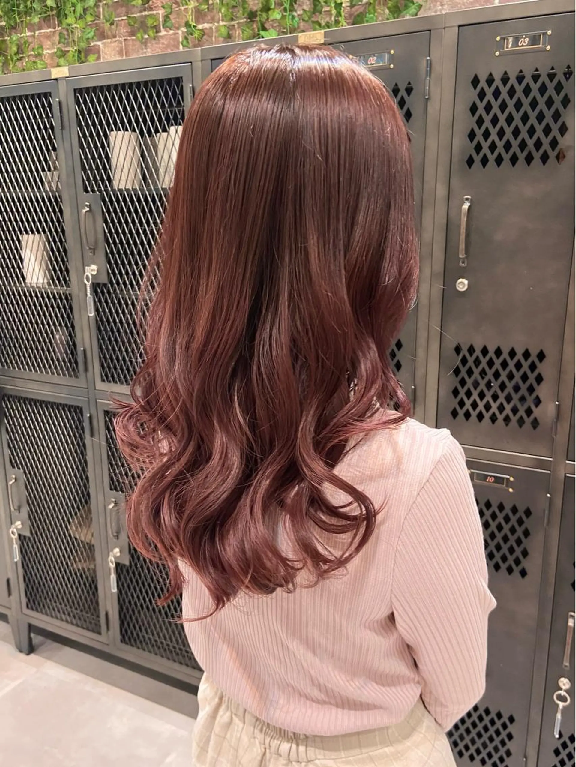 ロング カラー パーマ カット ヘアカラー トリートメント ERI  / newi町田のヘアスタイル