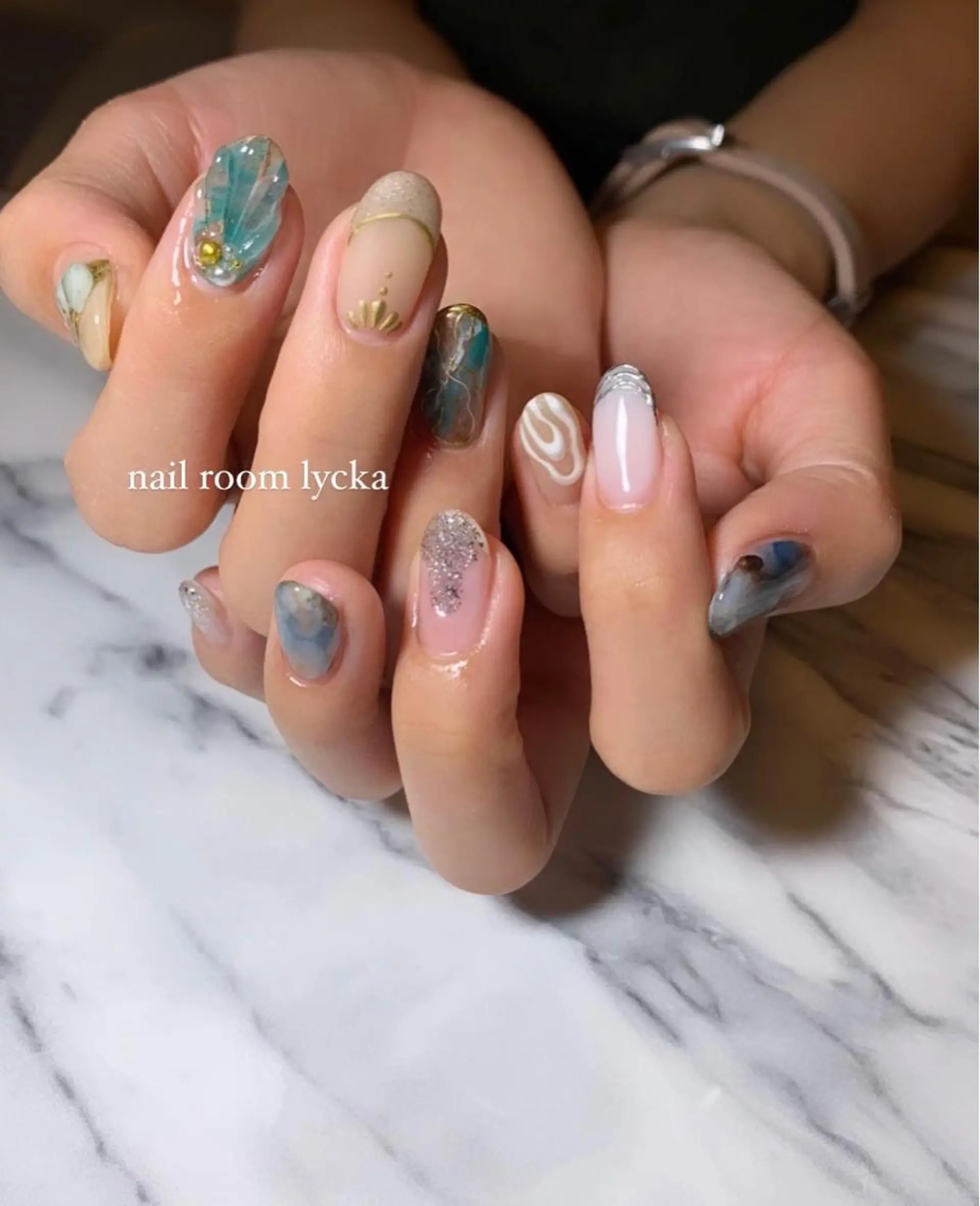 ネイル ﾈｲﾙﾙｰﾑﾘｯｶ 𝐦𝐚𝐲𝐮のネイルデザイン