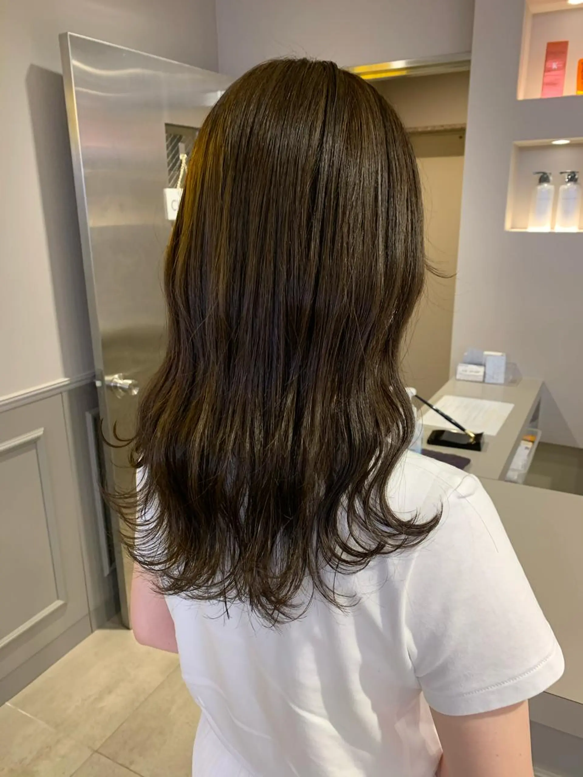 セミロング 【美容室が苦手な方 専問美容室】MIHOのヘアスタイル