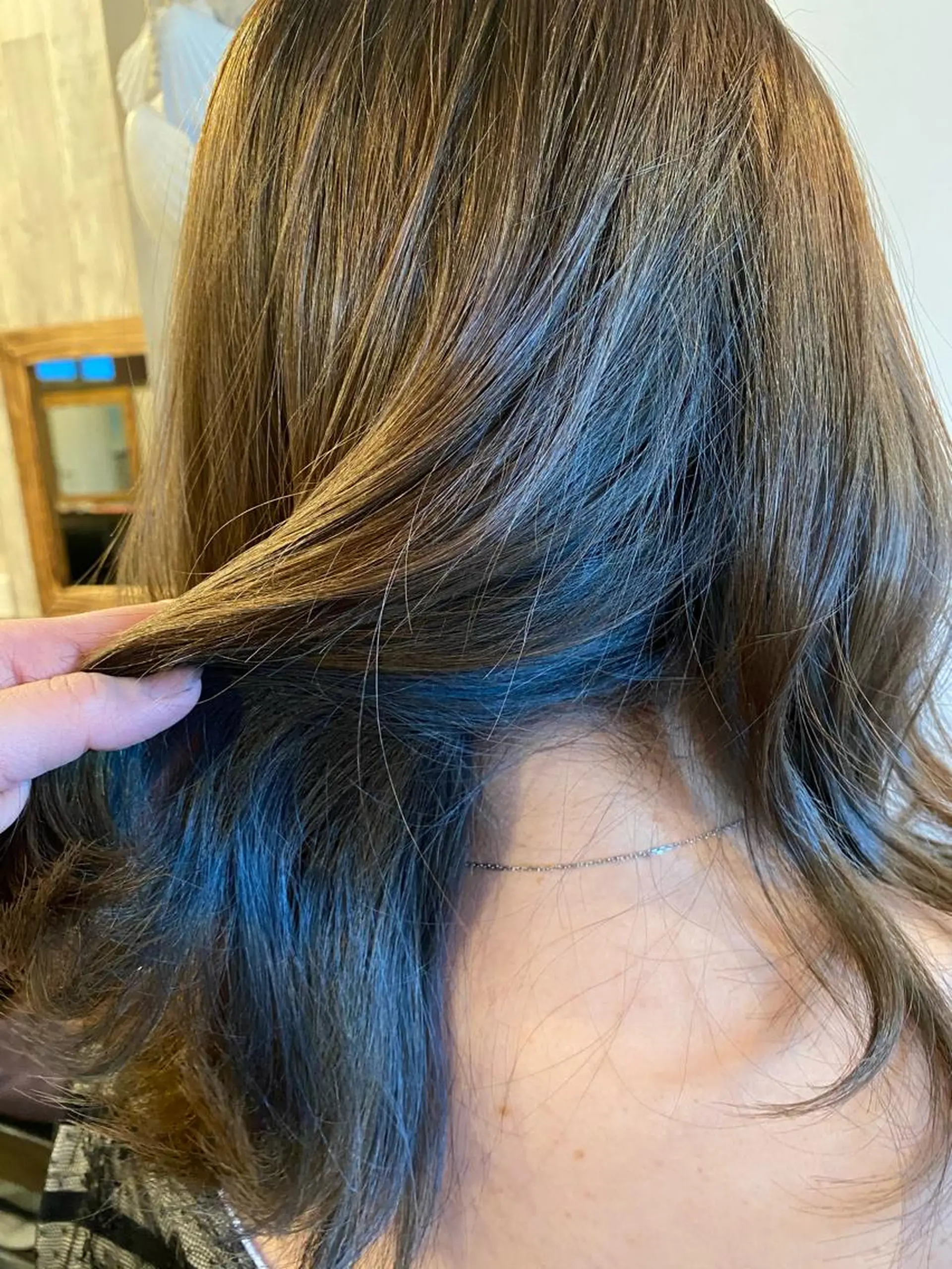 ミディアム 奥村 奈々加のヘアスタイル