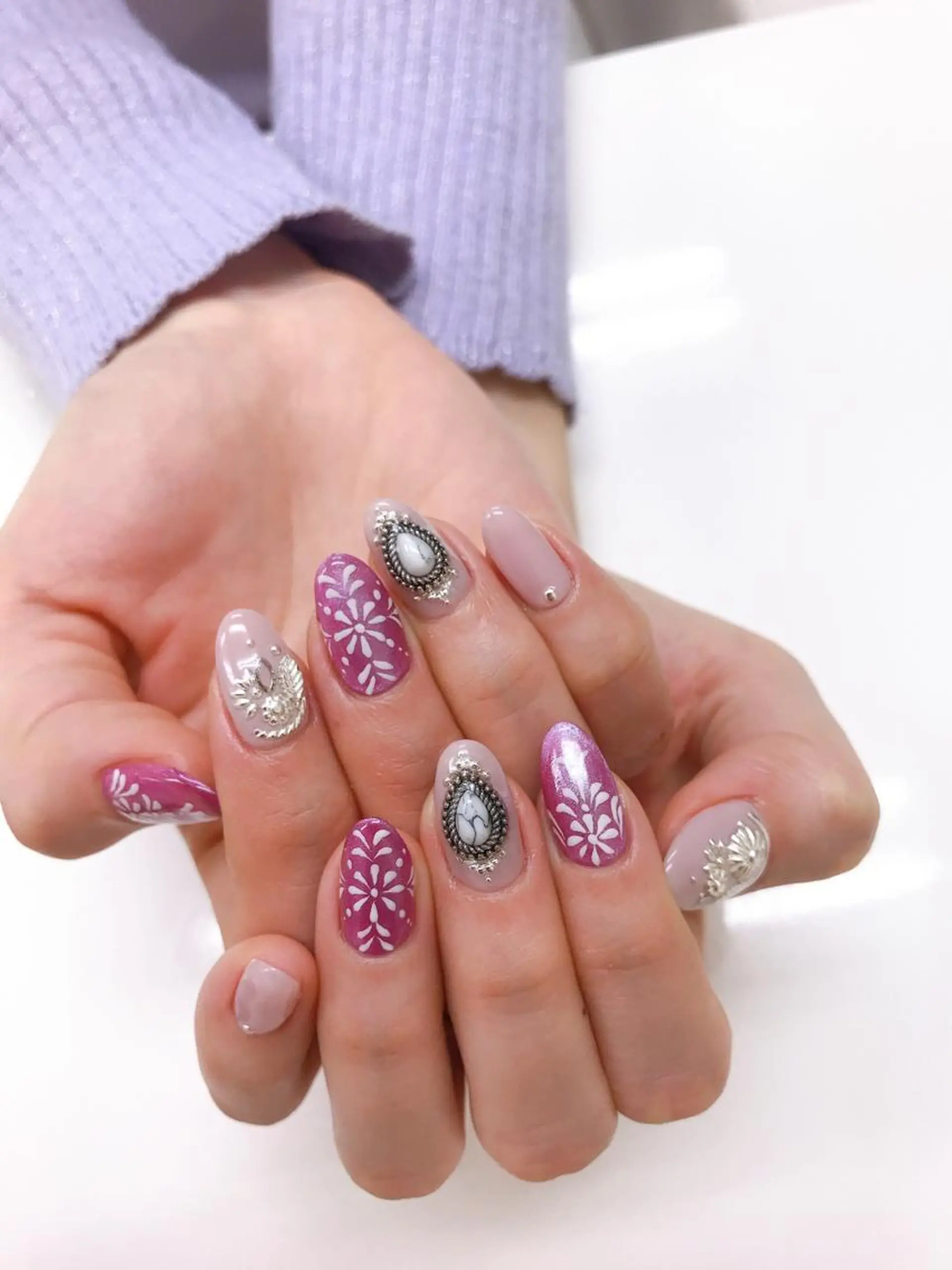 ネイル ハンドネイル Hisaka Mikiのネイルデザイン