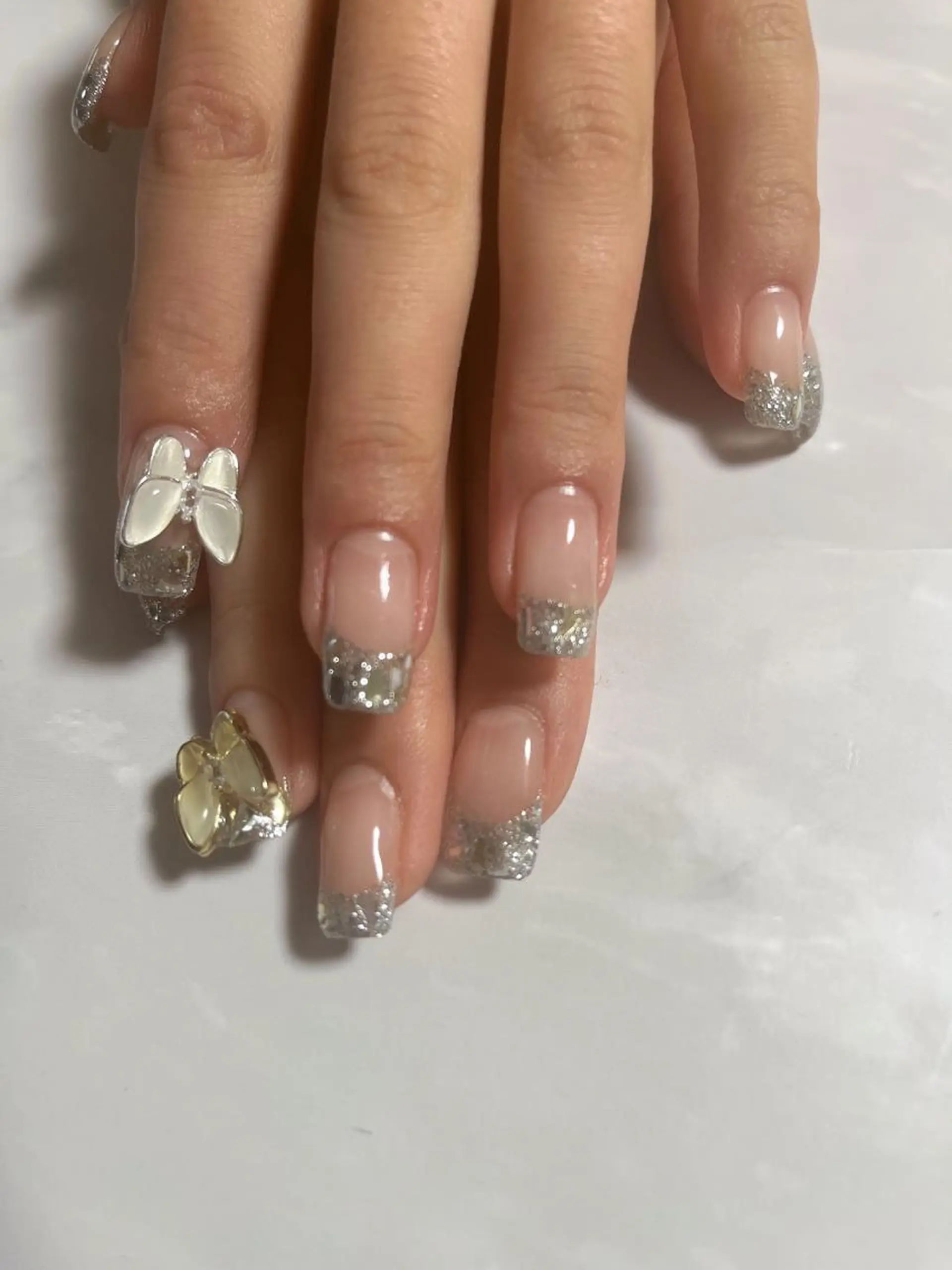 ネイル フレンチネイル ジェルネイル ガラスフレンチ パラジェル 上村 未来のネイルデザイン