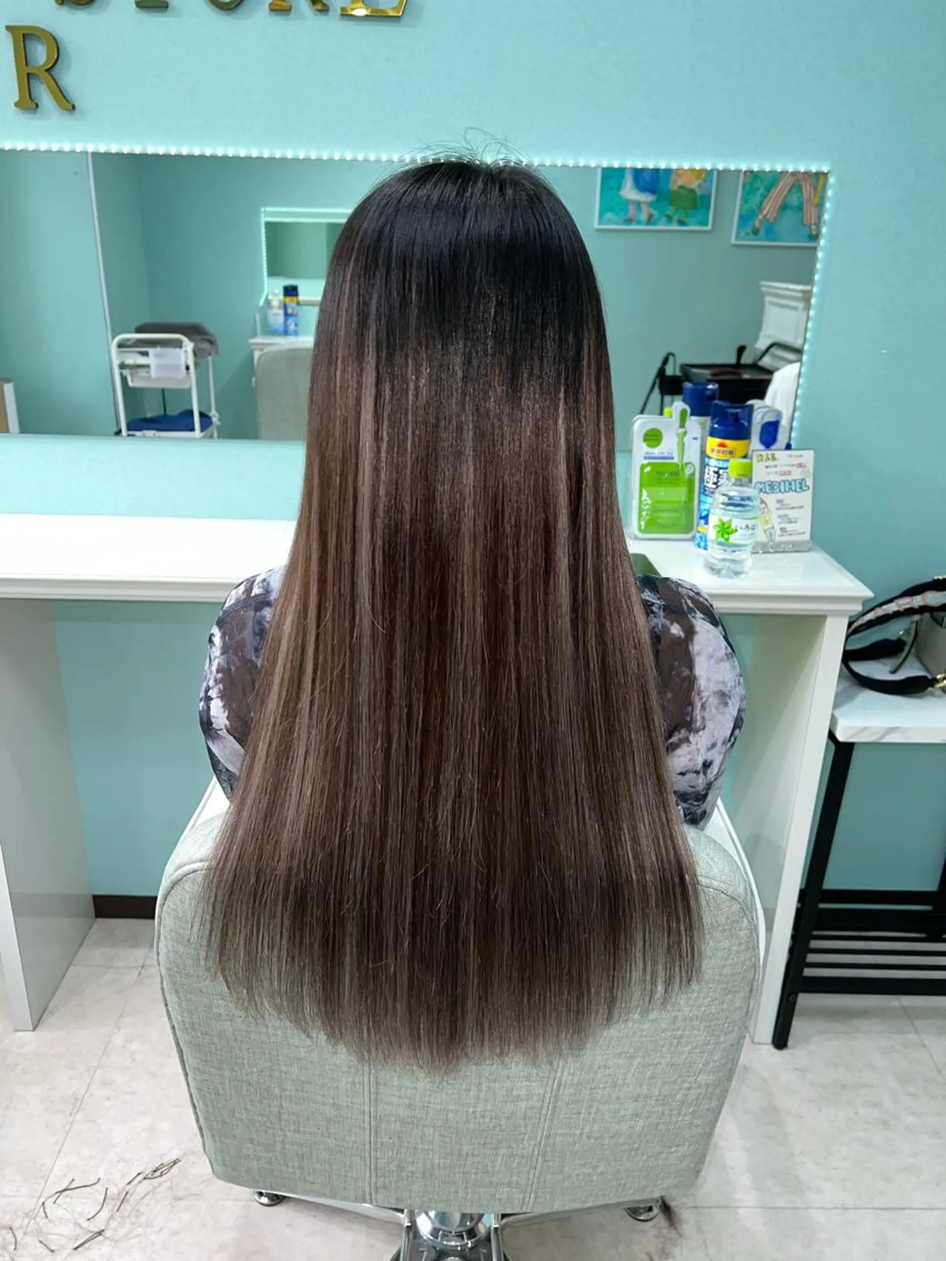 ロング eye エクステ専門店Rのヘアスタイル