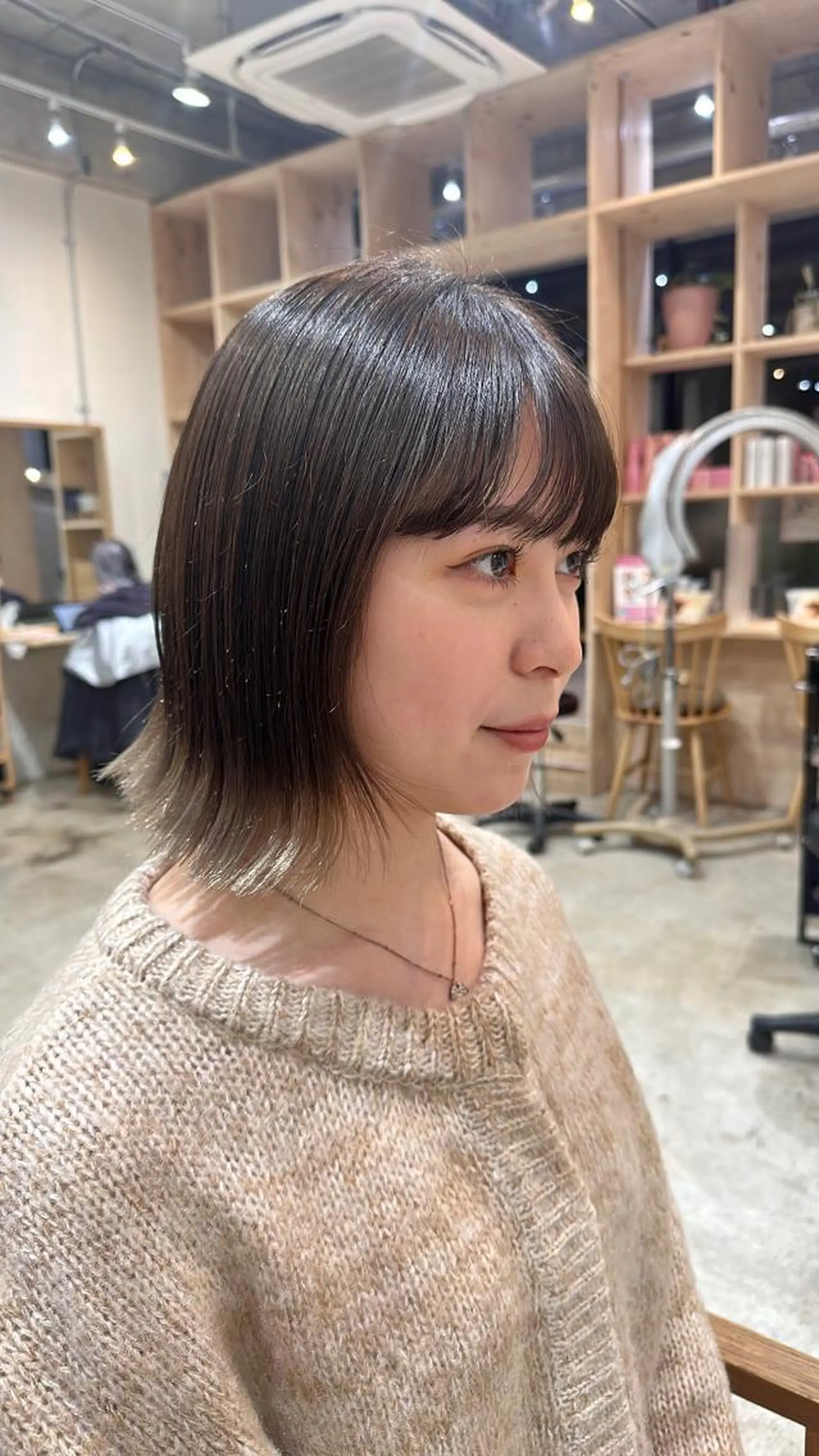 ショート カラー パーマ ヘアアレンジ 切りっぱなしボブ ボブ ボブ/レイヤー/ニュ アンスパーマ/小夏のヘアスタイル