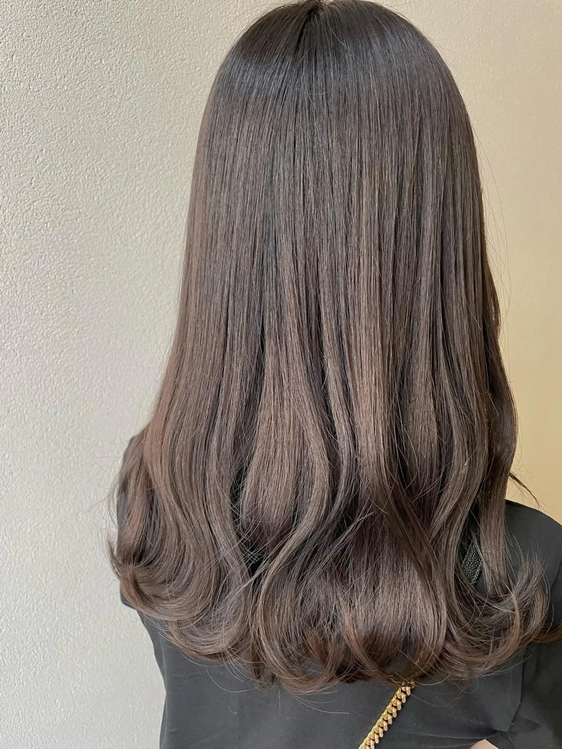 セミロング カラー グレージュ 沢田 瞳のヘアスタイル