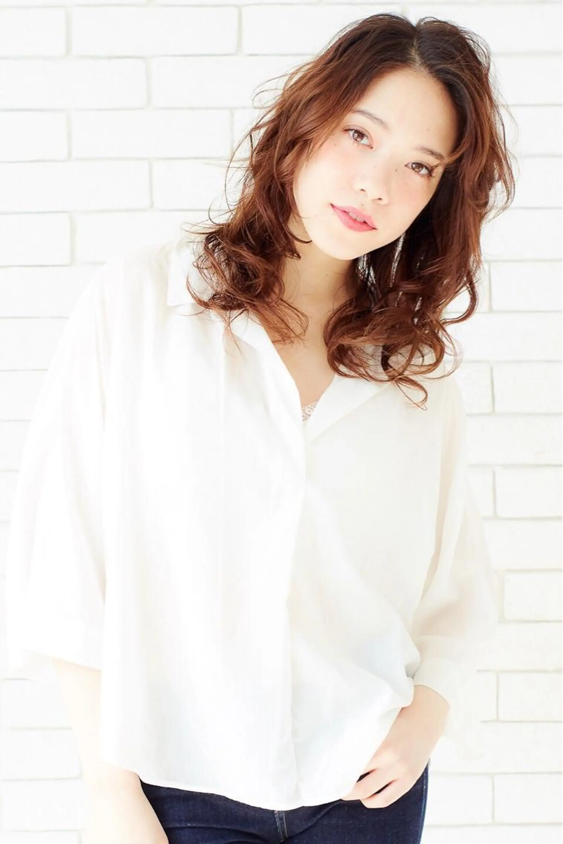 ミディアム パーマ カット パーマ 朝比奈 志保のヘアスタイル