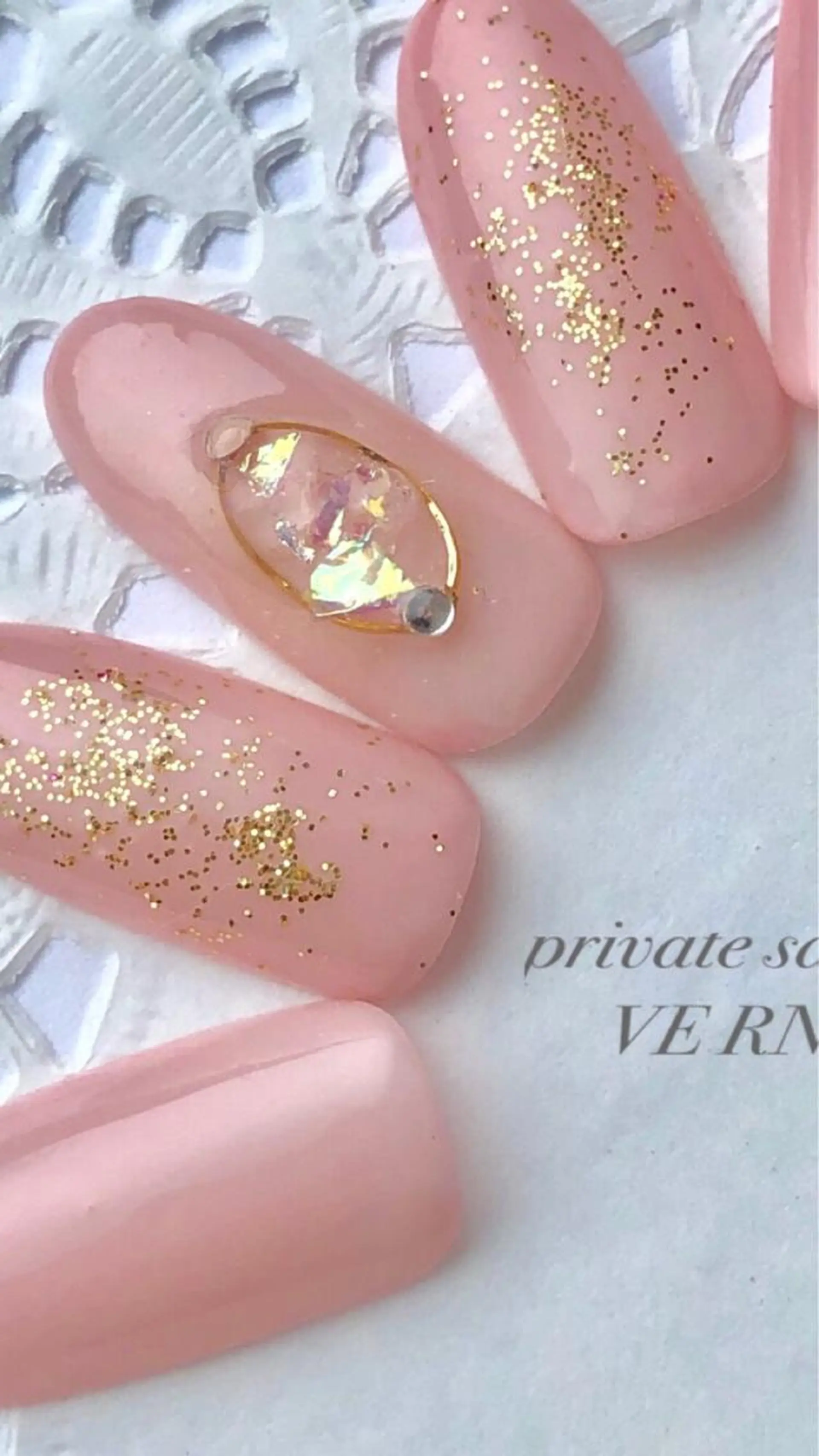 ネイル 自爪育成ネイルサロン ヴェルニのネイルデザイン