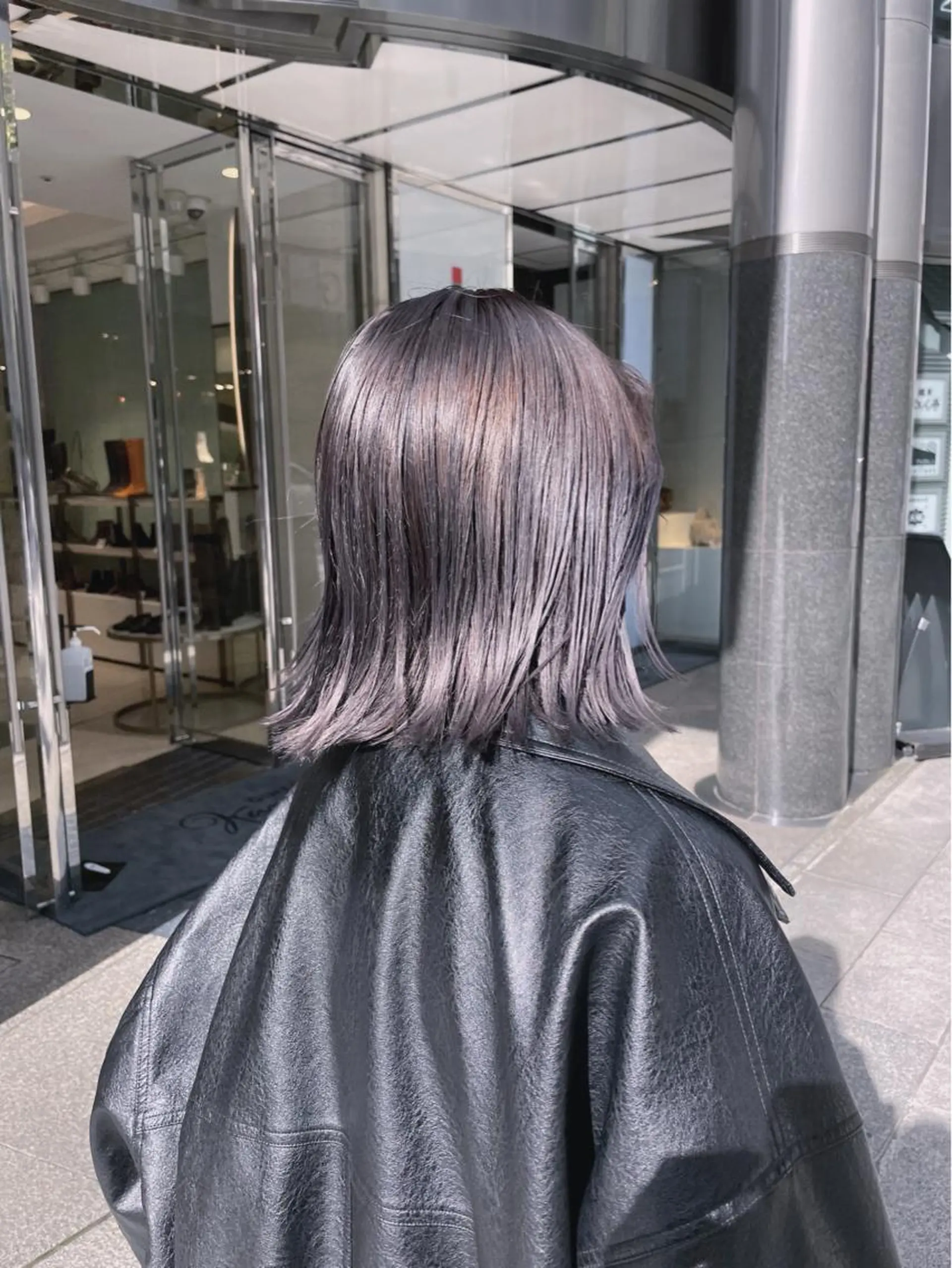 カラー 透明感カラー ラベンダーカラー 美髪改善ストレート/ 植村友哉のヘアスタイル