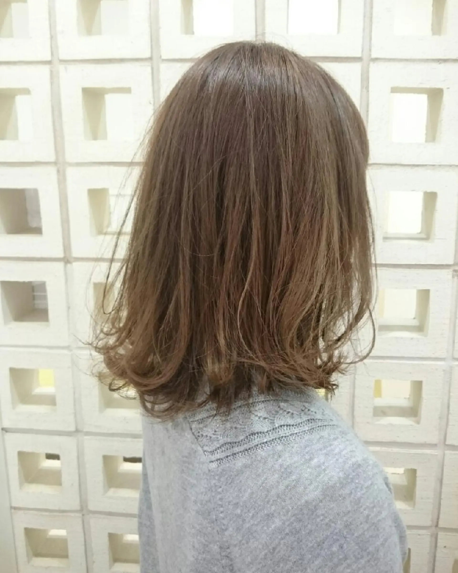 ミディアム カラー パーマ グレージュ ミルクティーグレージュ LOUWE/Share所属・変身企画実施✨️ ショート専門 宮ヶ迫のヘアスタイル