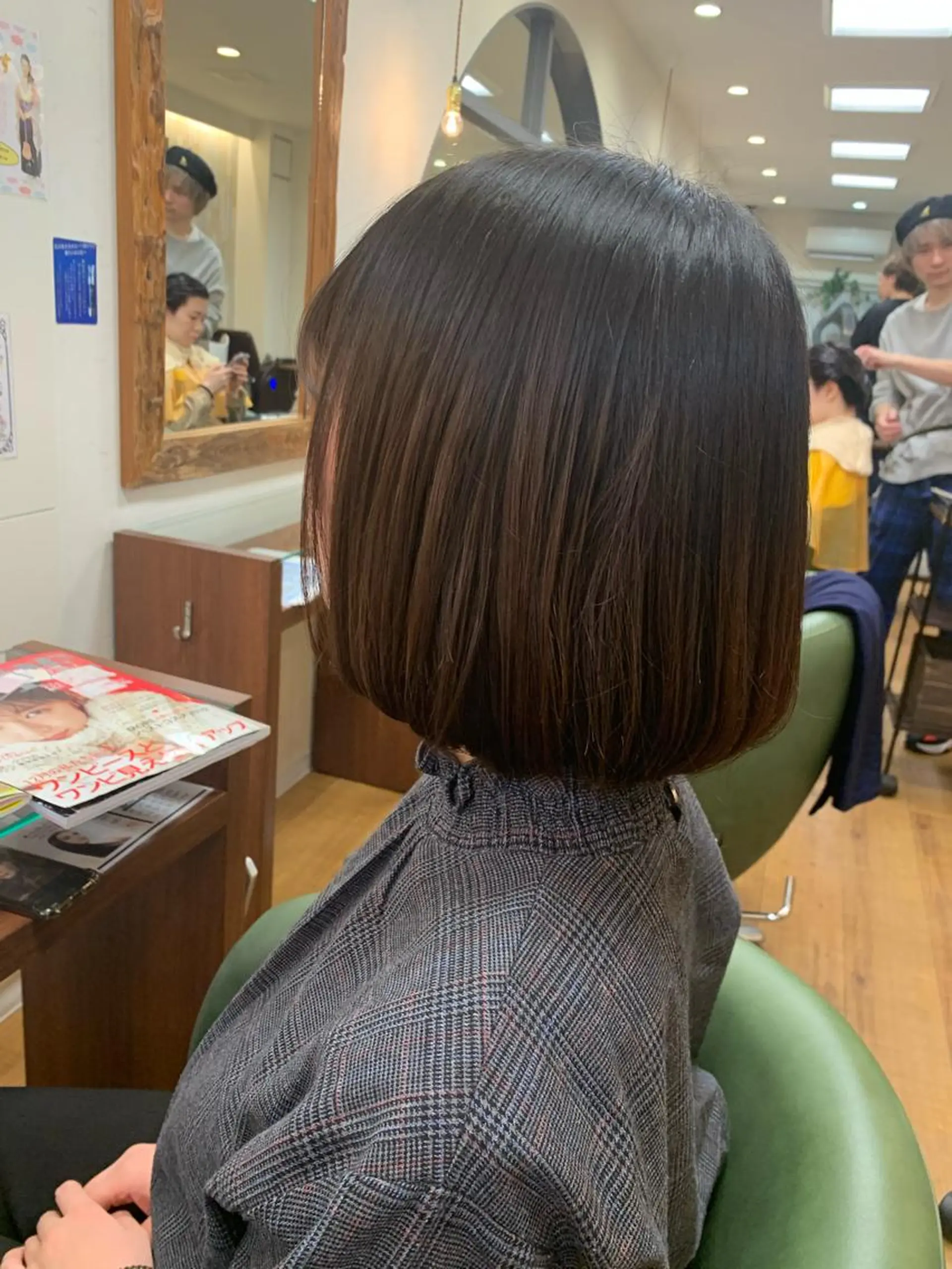 ショート カラー march merryのヘアスタイル