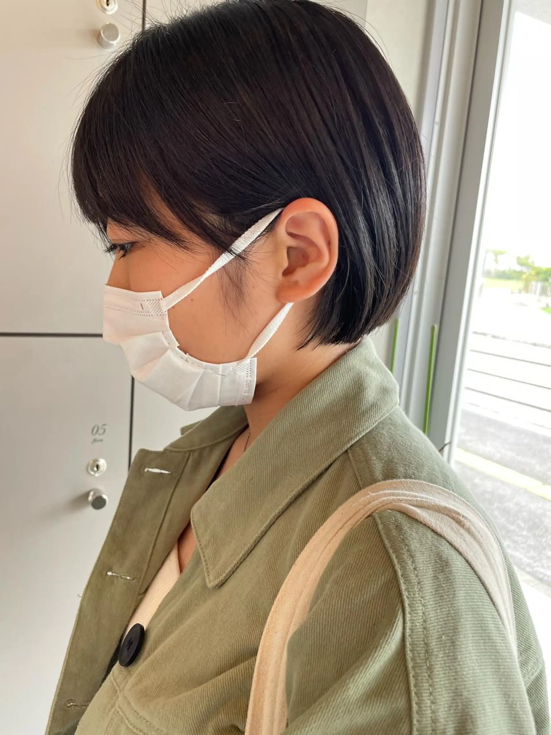 ショート 切りっぱなしボブ ショートボブ 丸みショート ミストバング ボブ カット トリートメント モテ髪/ボブ/ショー ト/アダチフウトのヘアスタイル