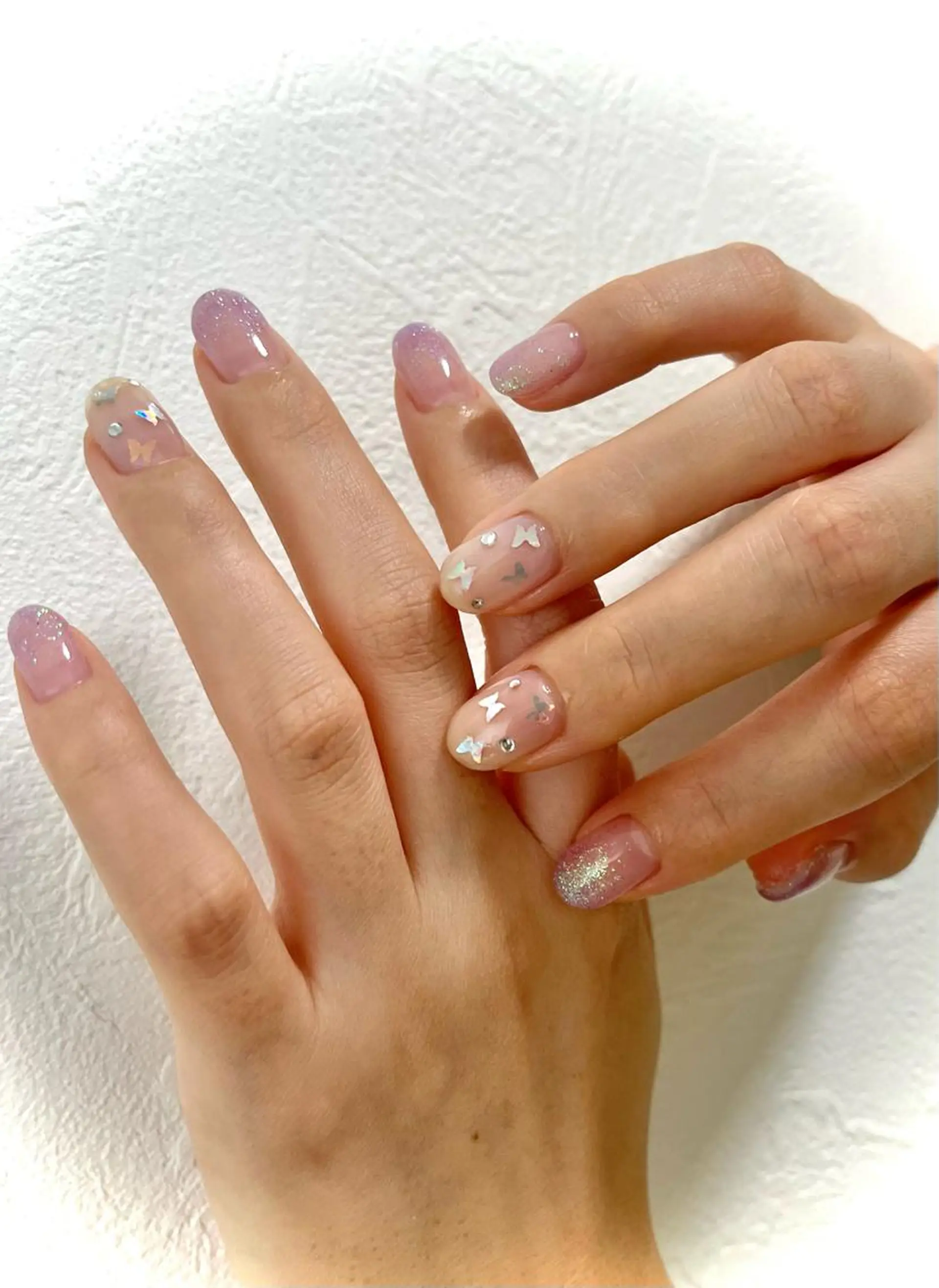 ネイル 成人式 ジェルネイル キラキラネイル 韓国ネイル パラジェル ハンドネイル nails' it...のネイルデザイン