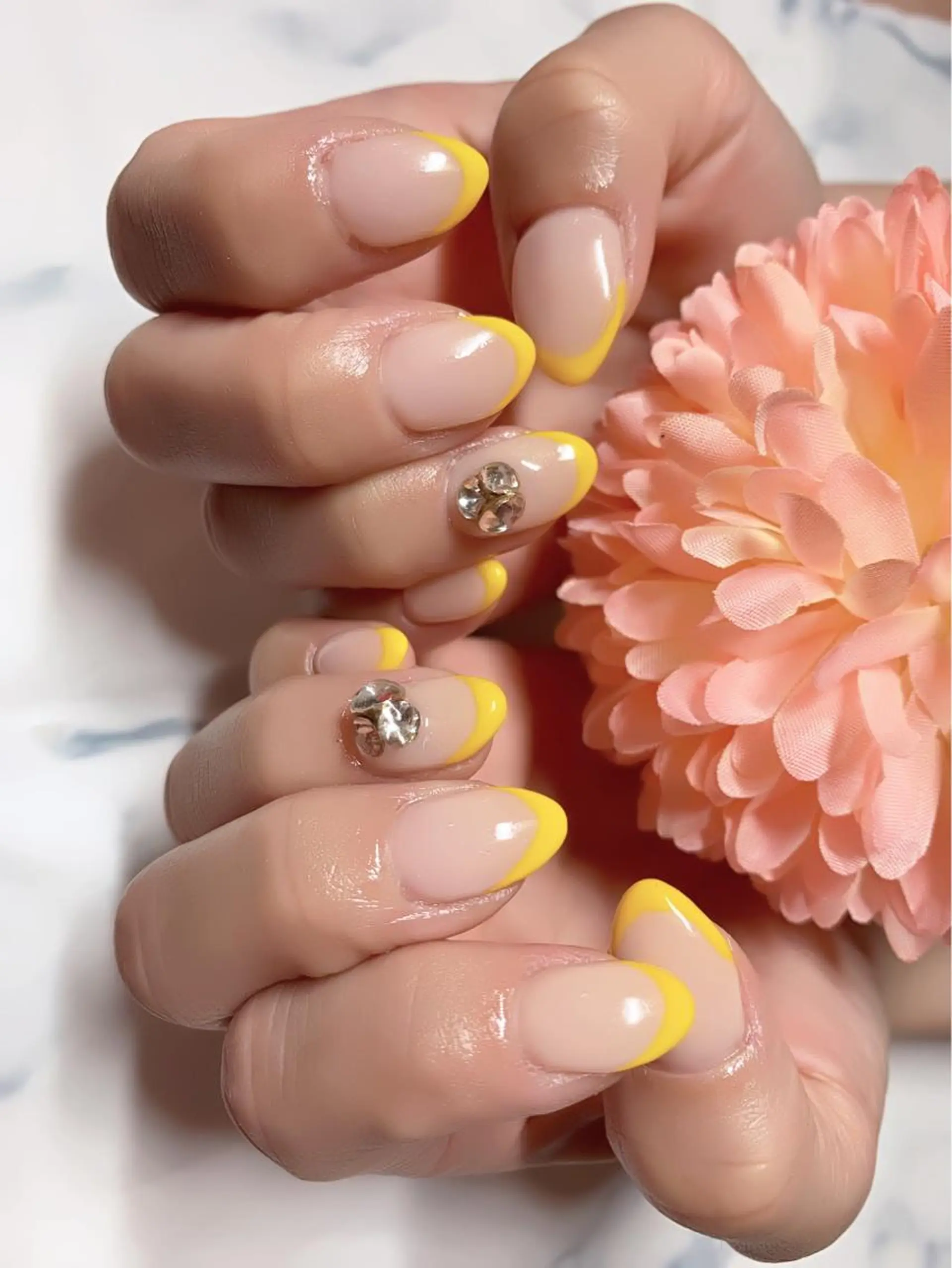 ネイル 菅野 愛花のネイルデザイン