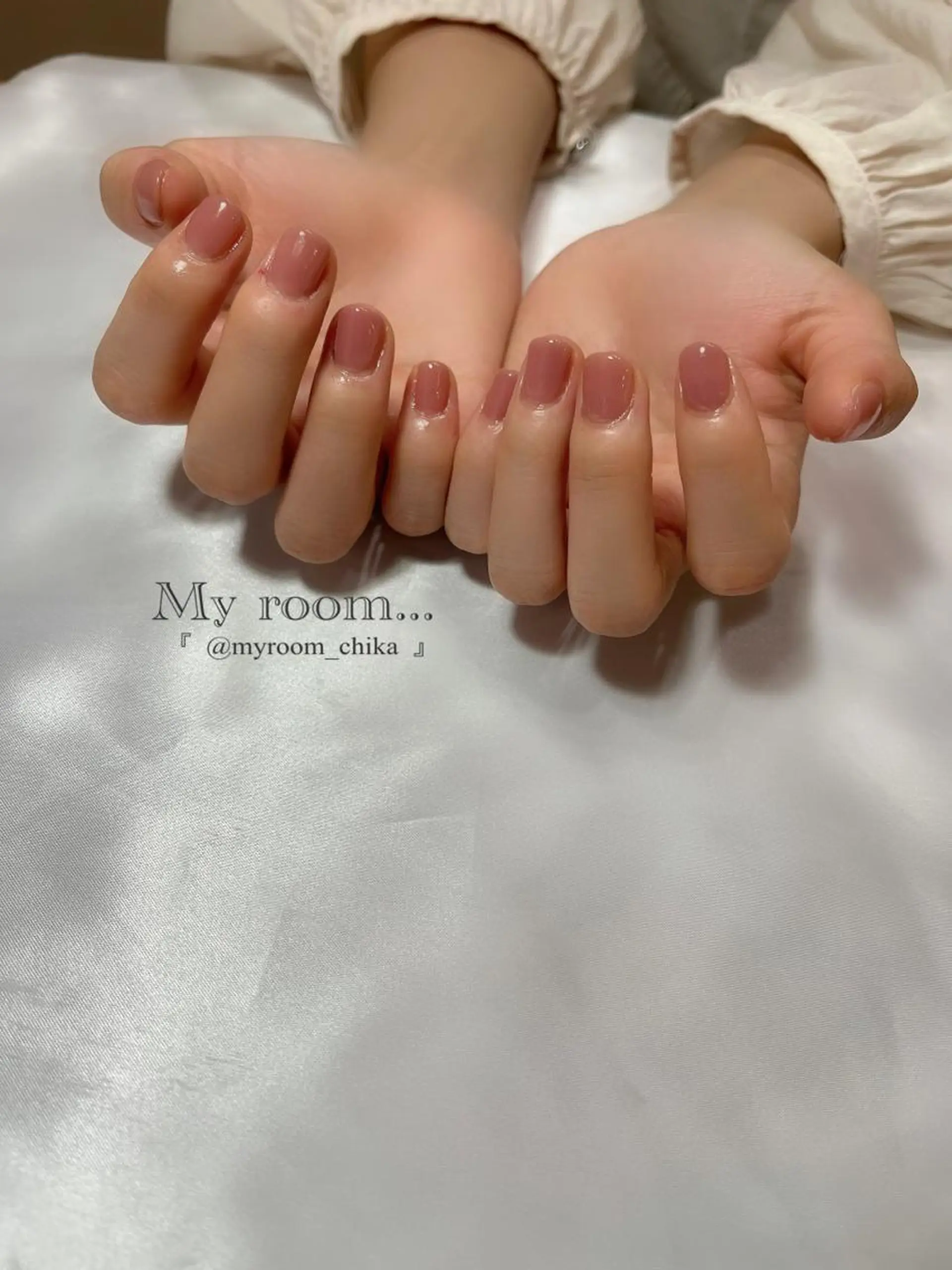 ネイル ハンドネイル フットネイル Amua.facial salon所属・Amua.ハーブ 新宿御苑駅前のエステ・リラクイメージ