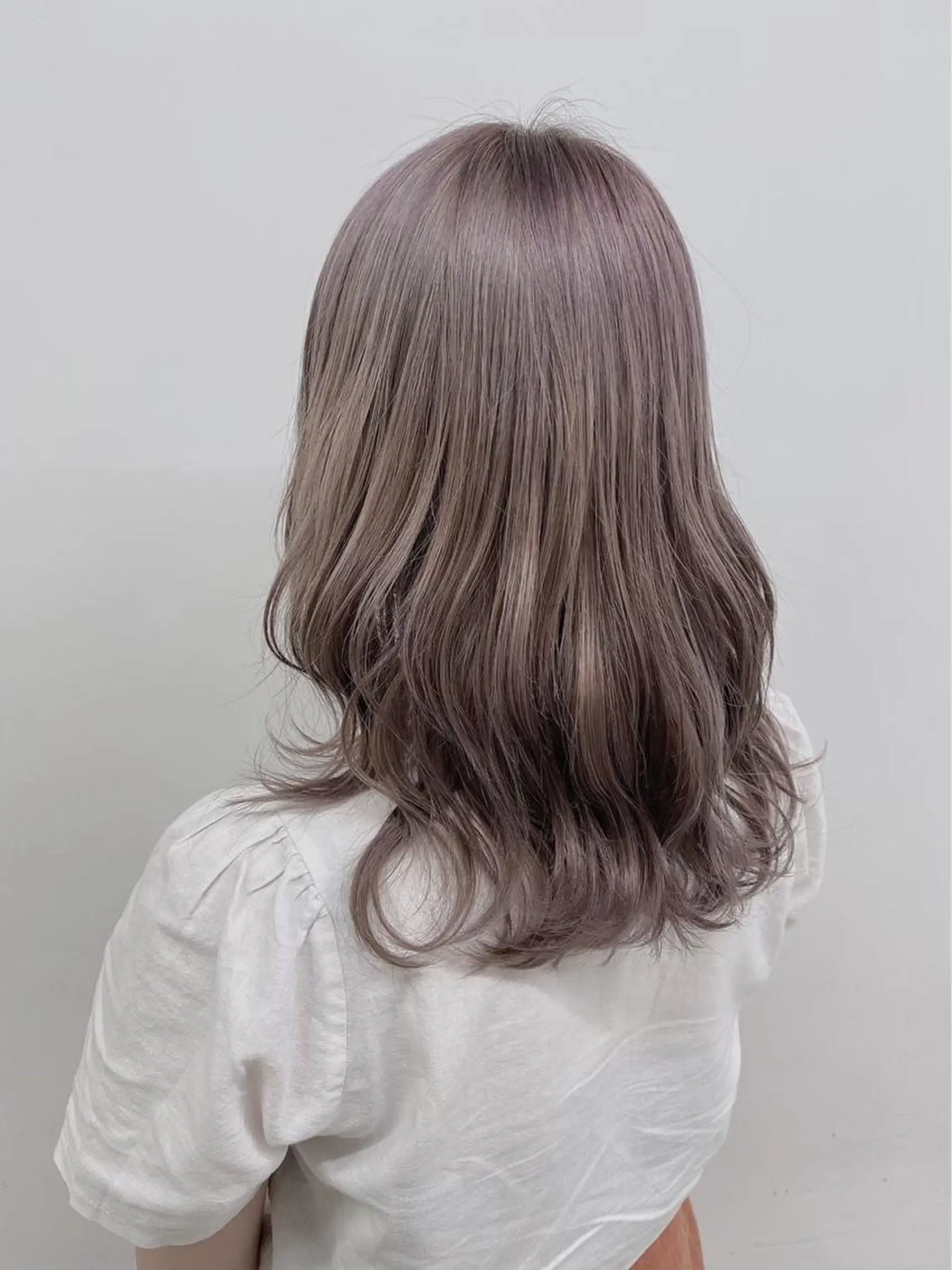 ミディアム カラー ヘアカラー トリートメント ⛄️冬の透明感 カラー⛄️大西のヘアスタイル