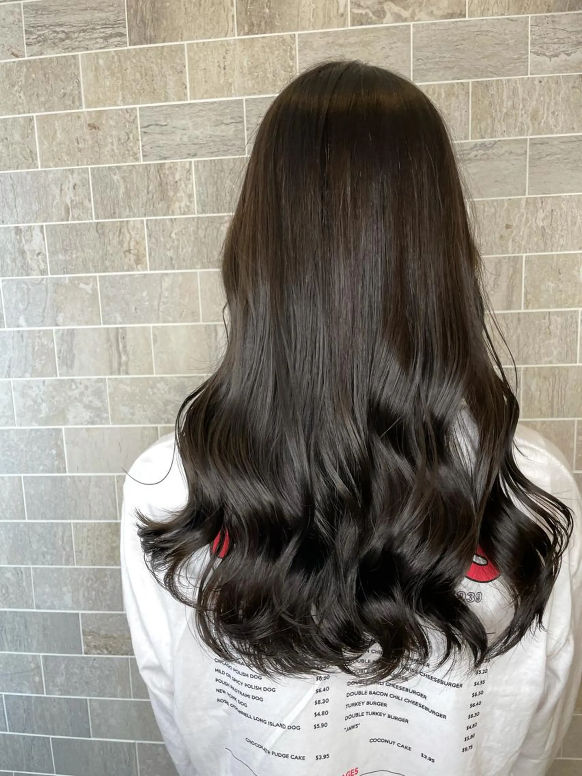 セミロング 栗林 茉那のヘアスタイル